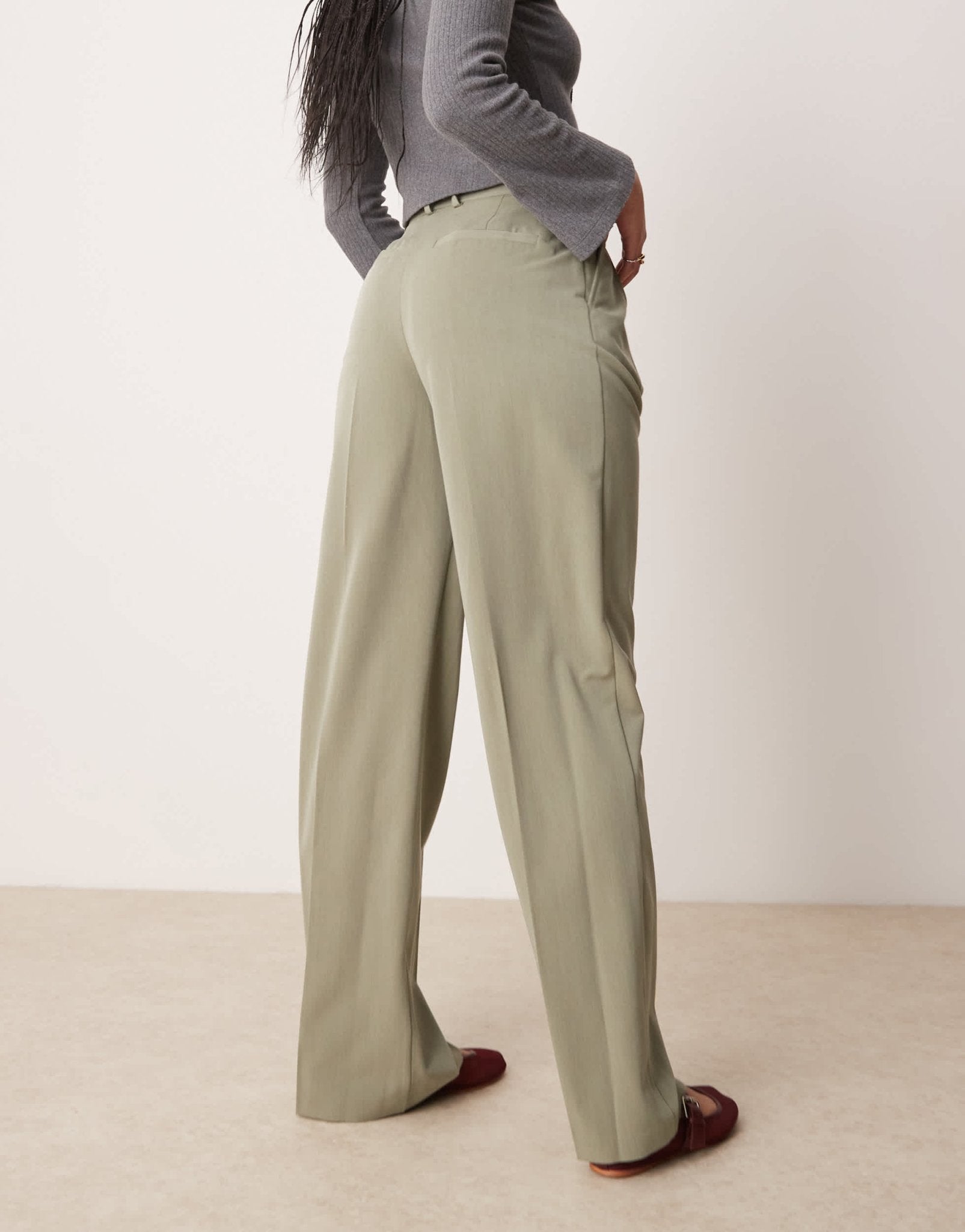 ASOS DESIGN Tall tailored wide leg trousers with pleat detail in pistachio - ASOS Sample Sale