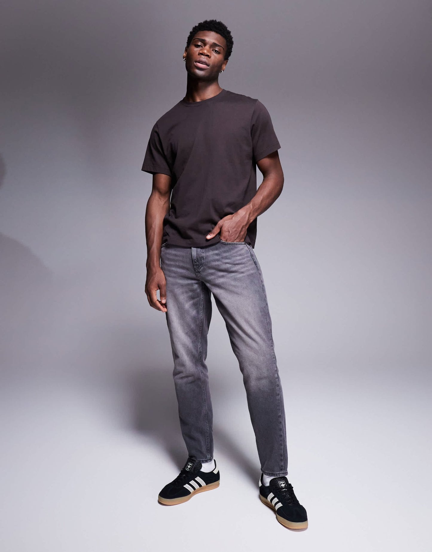 ASOS DESIGN tapered jeans in washed grey - ASOS Sample Sale