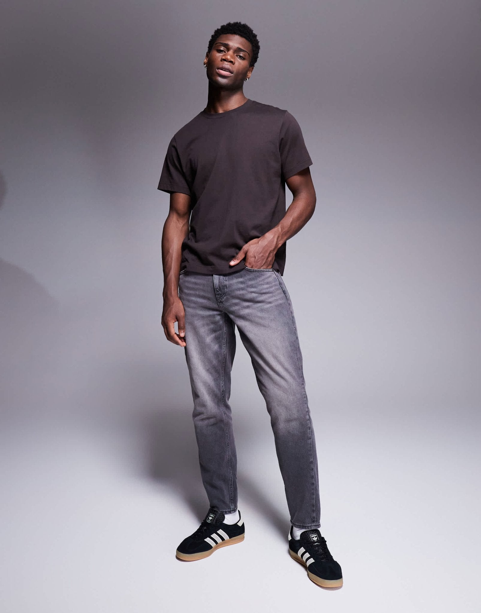 ASOS DESIGN tapered jeans in washed grey - ASOS Sample Sale