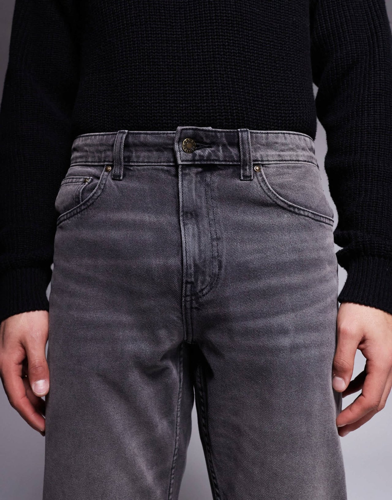 ASOS DESIGN tapered jeans with vintage tint in washed black - ASOS Sample Sale