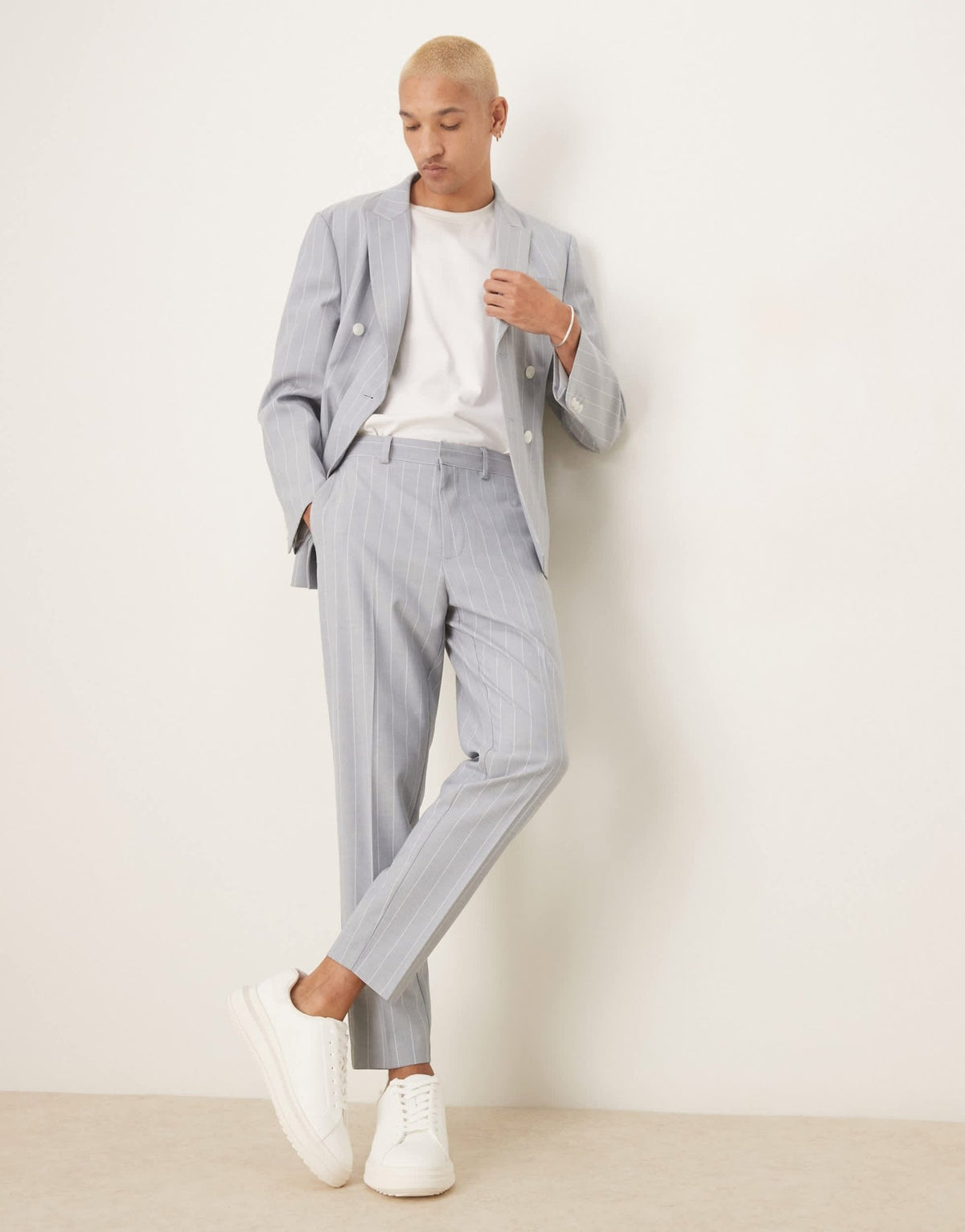 ASOS DESIGN tapered suit trousers in blue pinstripe with linen - ASOS Sample Sale
