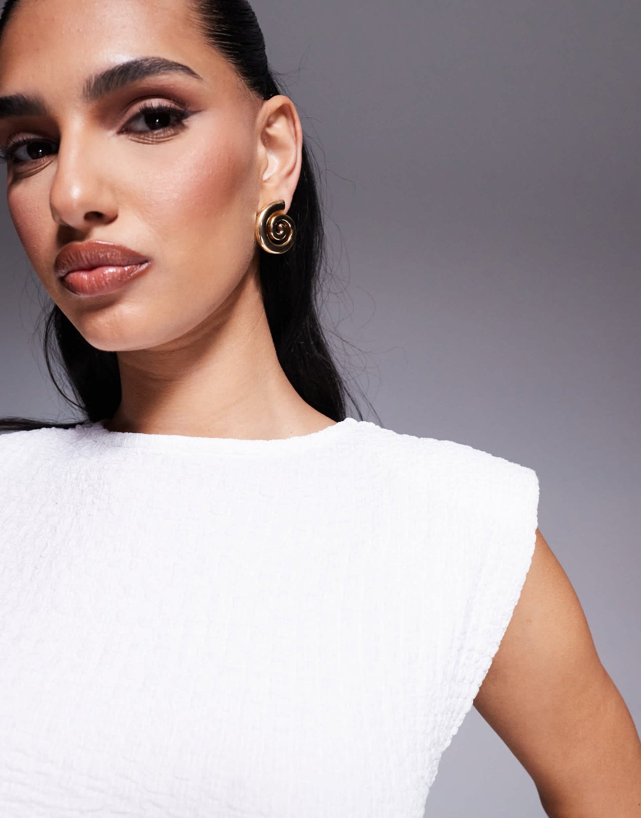 ASOS DESIGN textured ruched sides tank with shoulder pads in ivory - ASOS Sample Sale