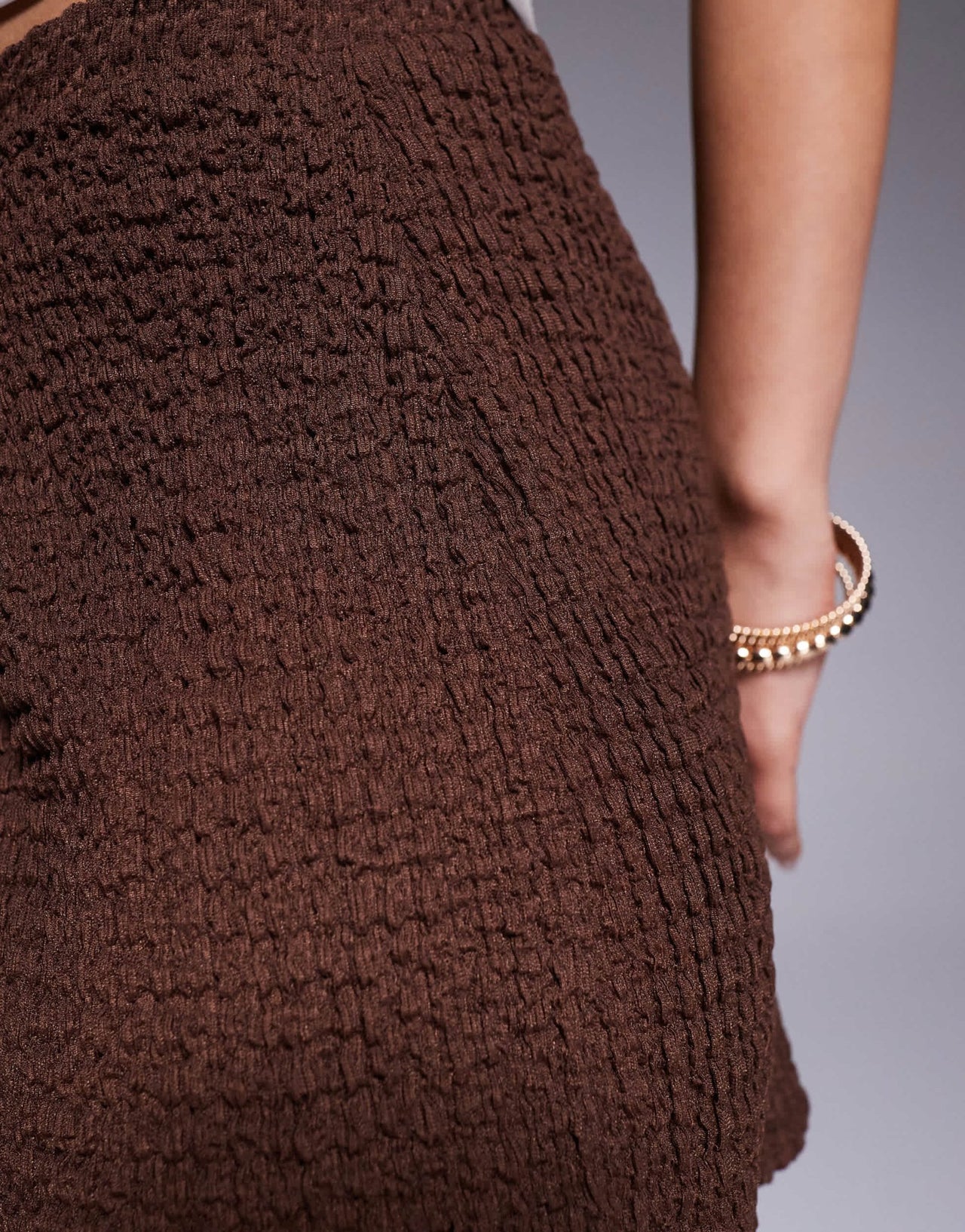 ASOS DESIGN textured shorts in chocolate - ASOS Sample Sale