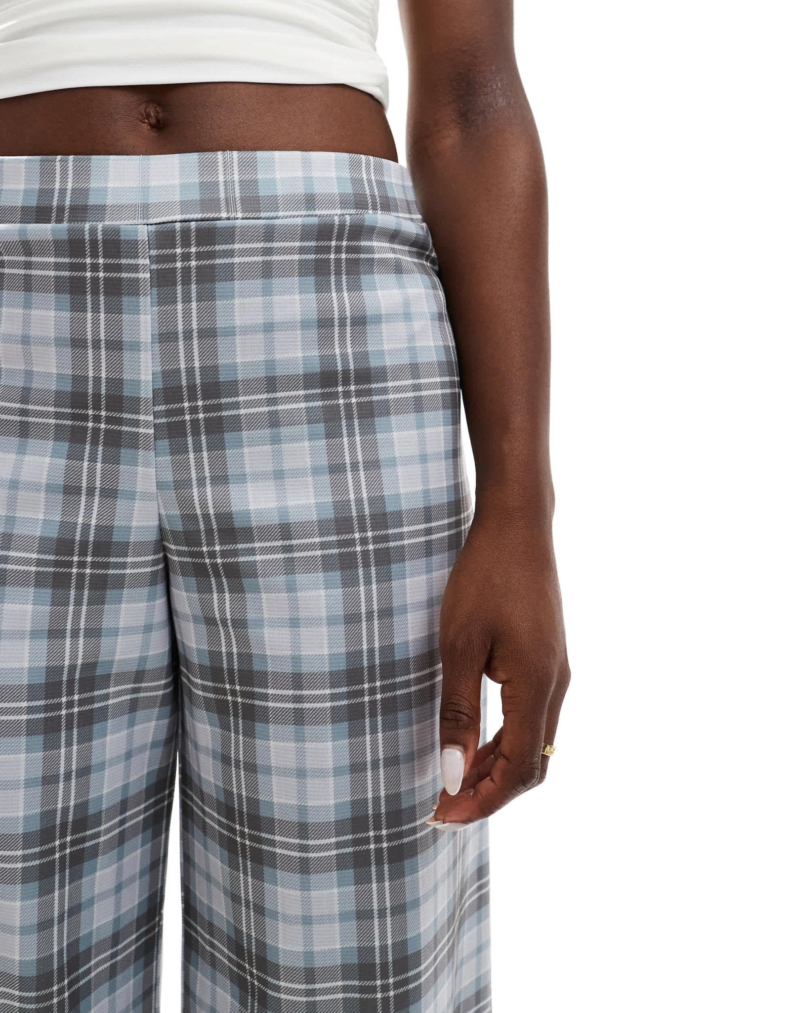 ASOS DESIGN textured wide leg pull on trousers in blue check - ASOS Sample Sale