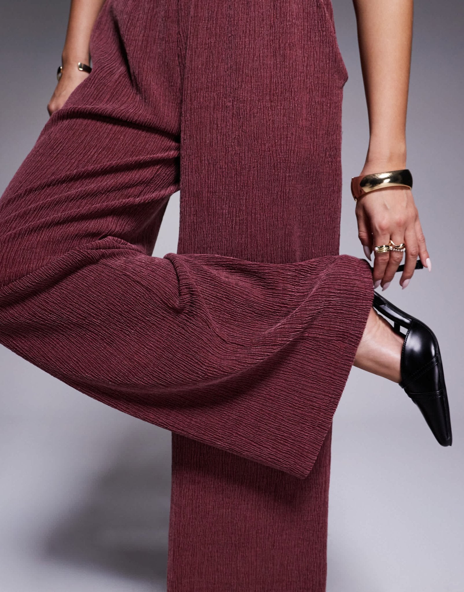 ASOS DESIGN textured wide leg trouser in burgundy - ASOS Sample Sale