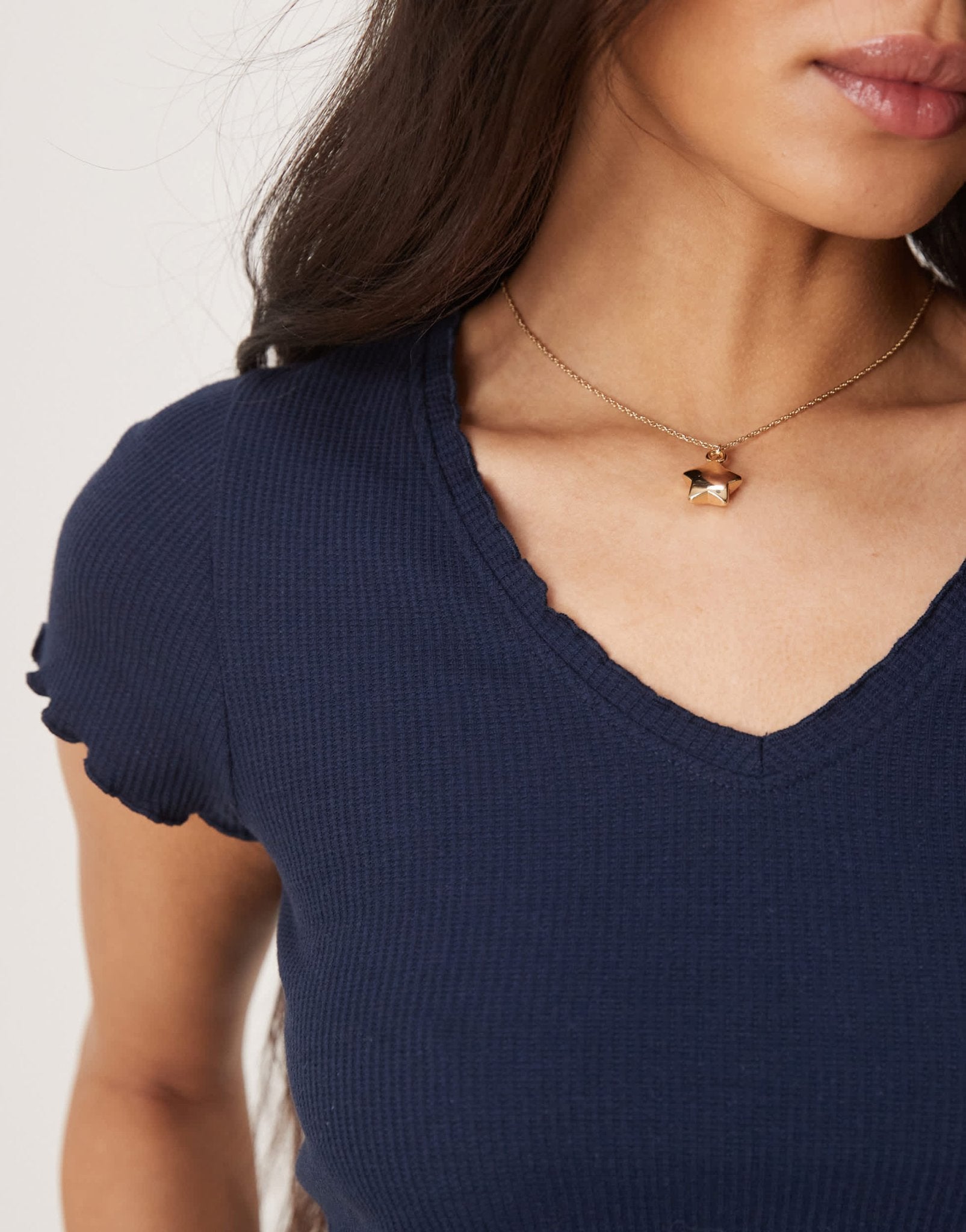 ASOS DESIGN waffle v neck t-shirt with overlock trim in navy - ASOS Sample Sale