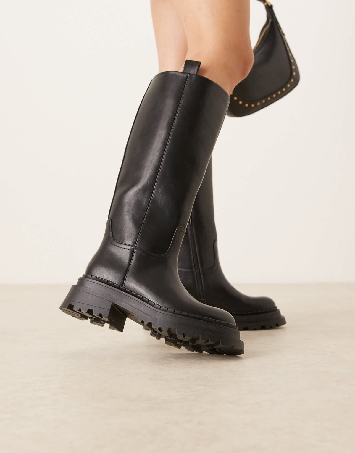 ASOS DESIGN Wide Fit Cecilia chunky flat knee boots in black - ASOS Sample Sale