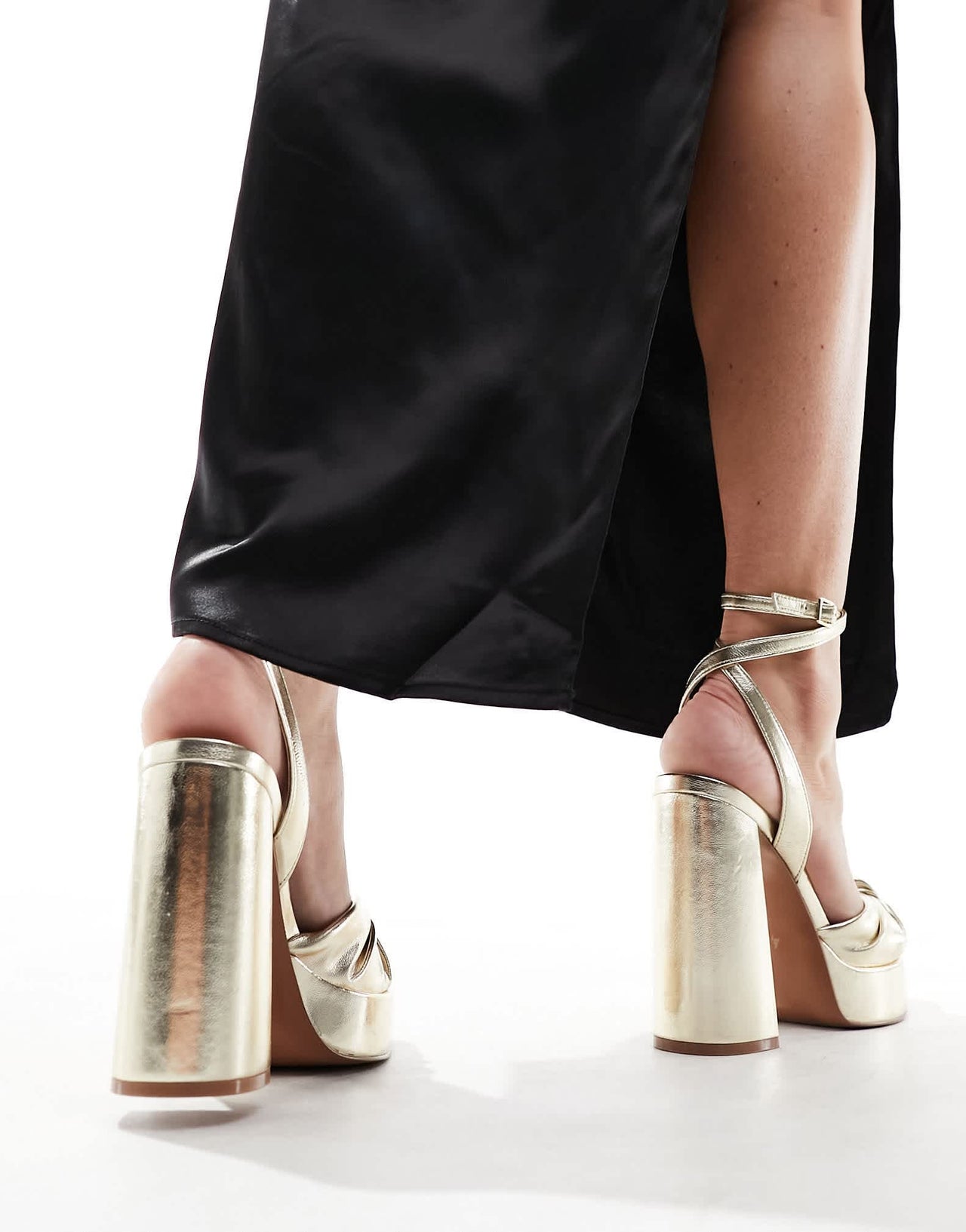 ASOS DESIGN Wide Fit Nikita knotted platform heeled sandals in gold - ASOS Sample Sale
