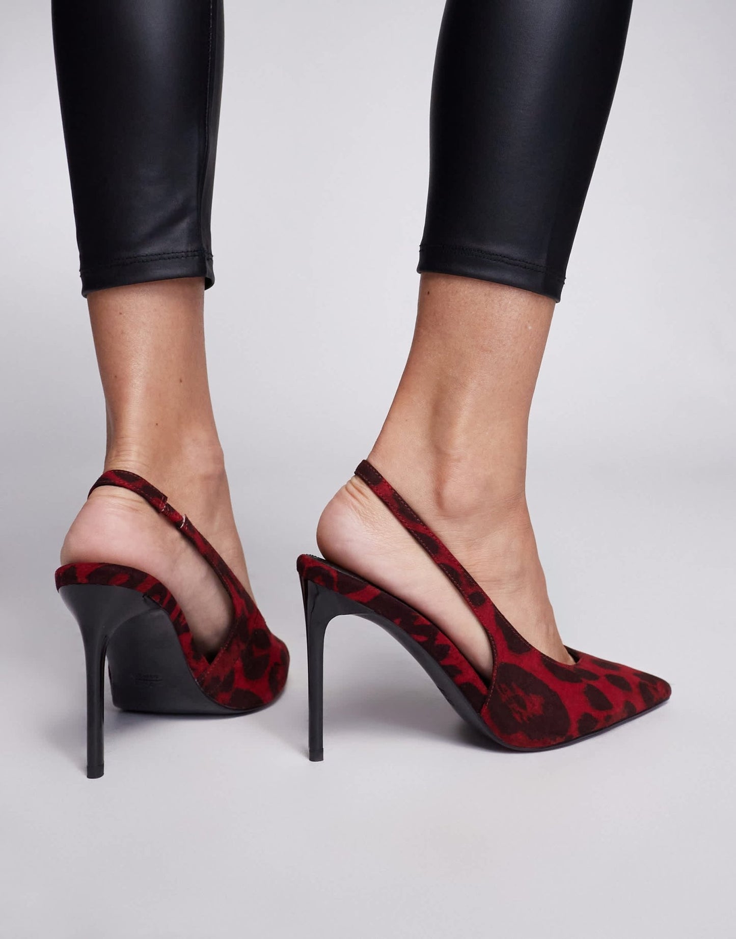 ASOS DESIGN Wide Fit Panther pointed slingback high heeled court shoes in red leopard - ASOS Sample Sale