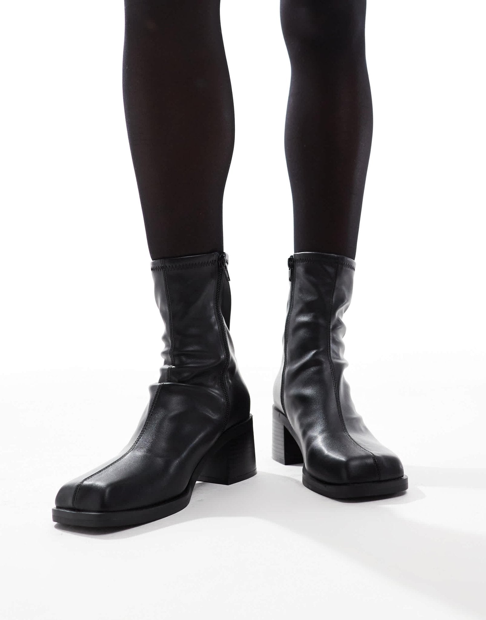 ASOS DESIGN Wide Fit Ranger smart mid - heel boots in black - ASOS Sample Sale