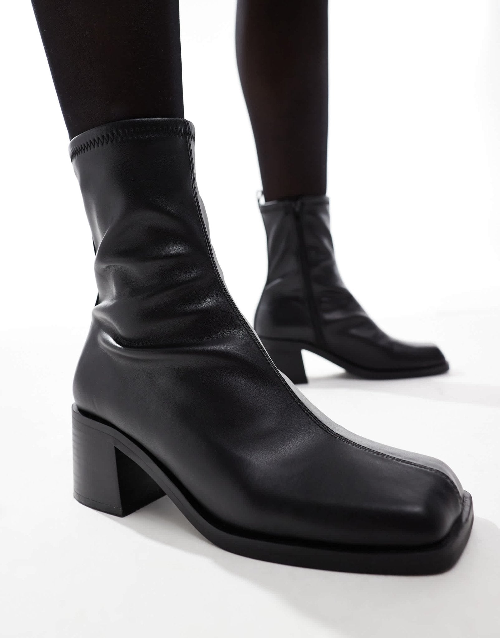 ASOS DESIGN Wide Fit Ranger smart mid - heel boots in black - ASOS Sample Sale