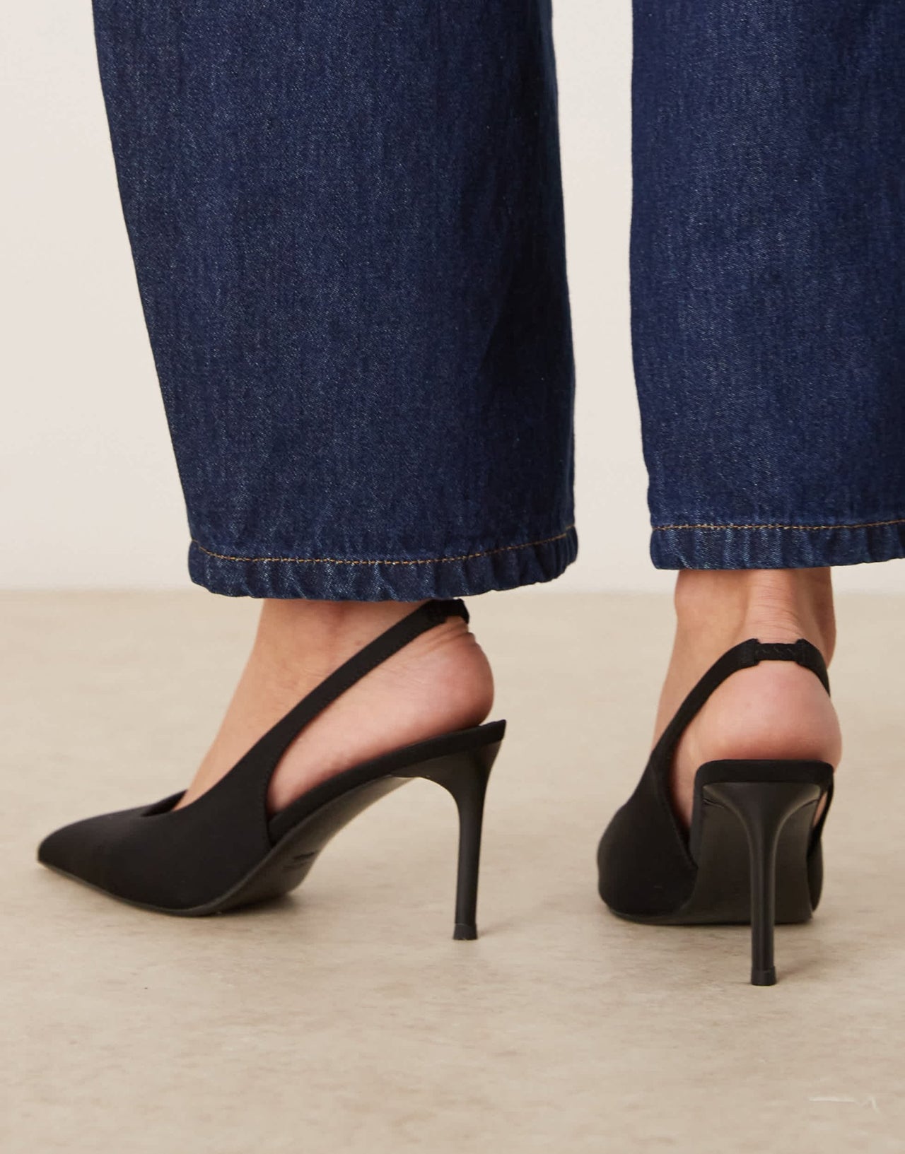 ASOS DESIGN Wide Fit Spicy slingback stiletto mid shoes in black - ASOS Sample Sale