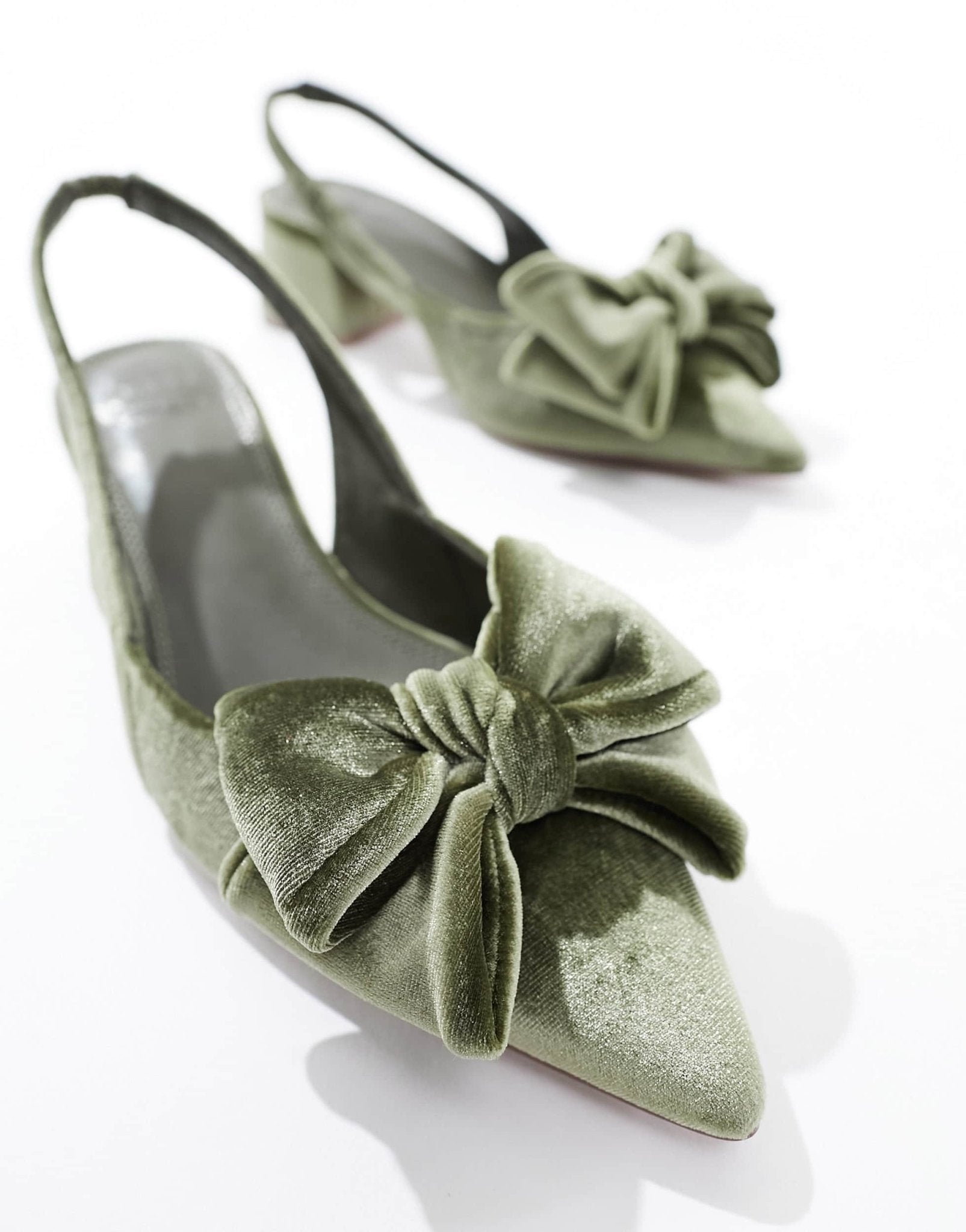 ASOS DESIGN Wide Fit Symphony bow slingback mid block heeled shoes in sage green velvet - PISTACHIO - ASOS Sample Sale