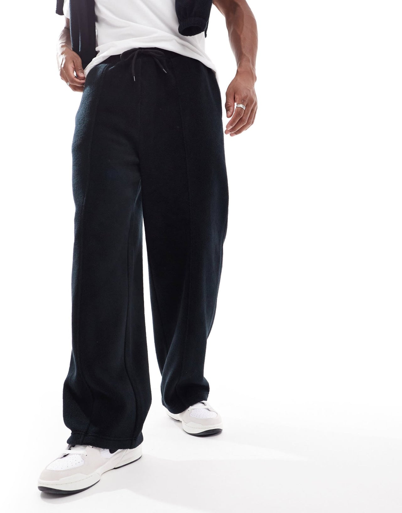 ASOS DESIGN wide leg fleece joggers in black - ASOS Sample Sale