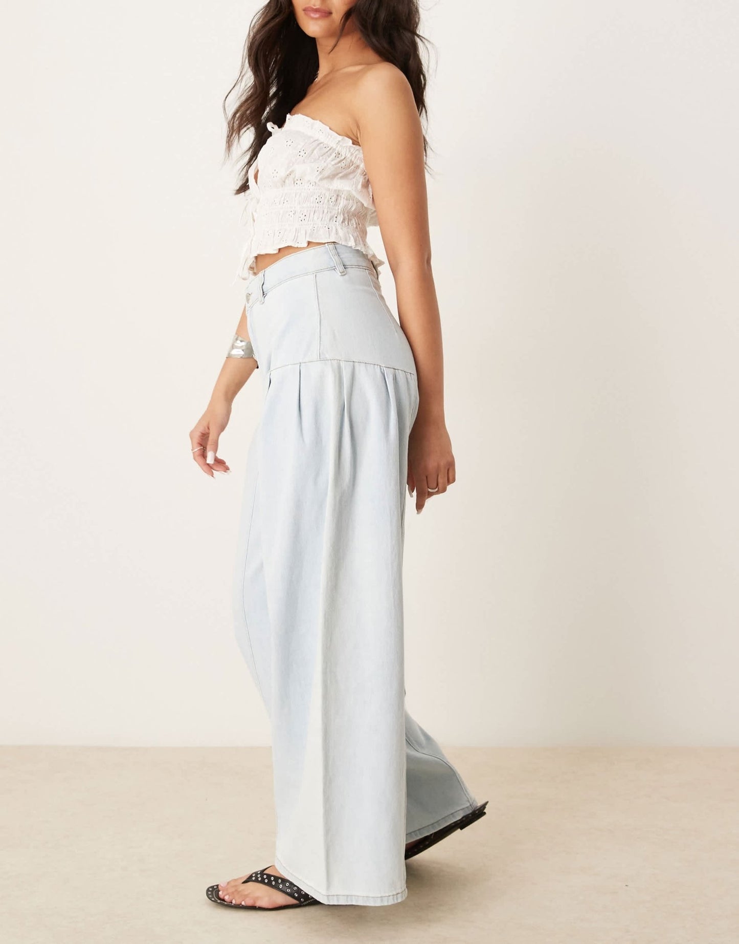 ASOS DESIGN wide leg jean with pleats in lightwash - ASOS Sample Sale