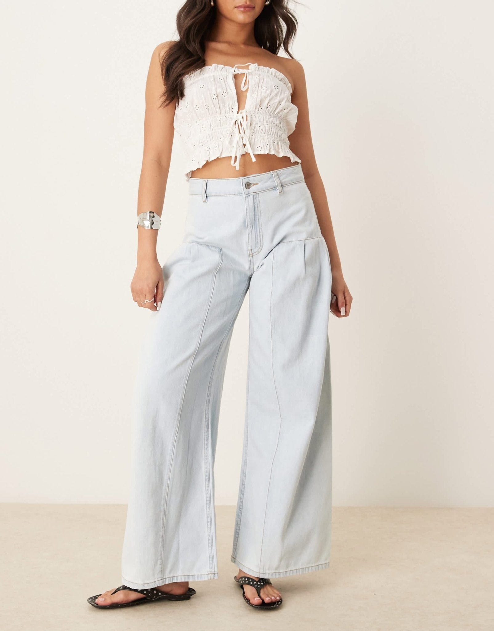 ASOS DESIGN wide leg jean with pleats in lightwash - ASOS Sample Sale