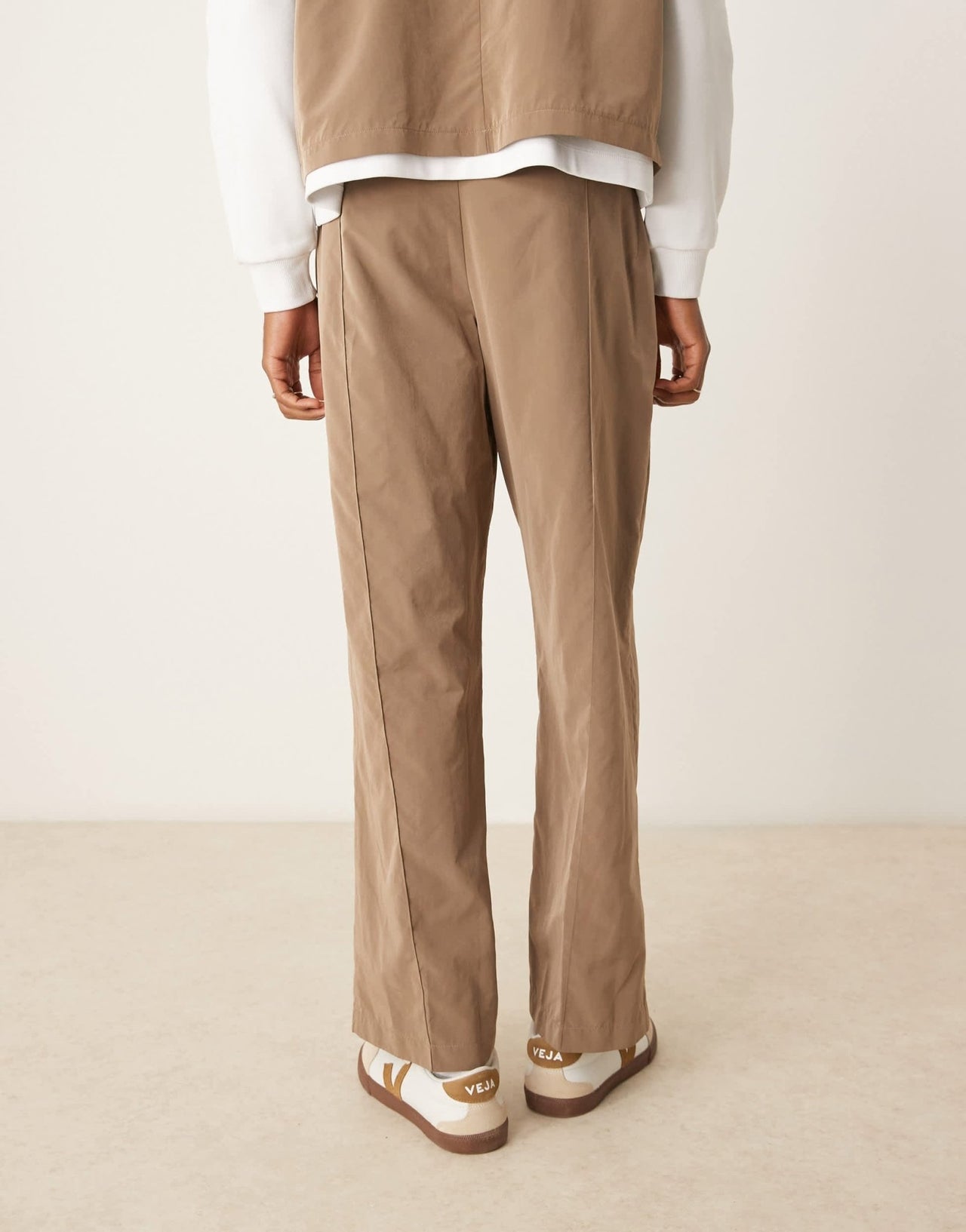 ASOS DESIGN wide leg smart co - ord trousers in brown tech fabric with elasticated waist - ASOS Sample Sale