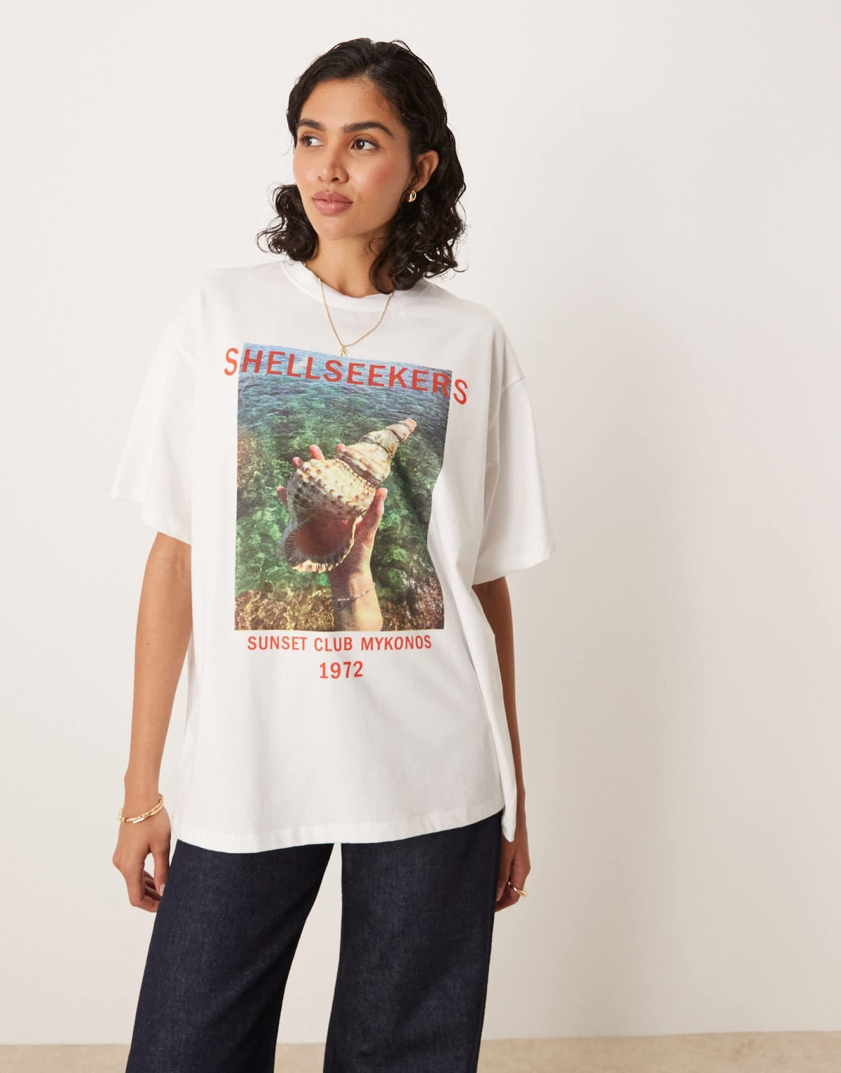 ASOS DESIN oversized t-shirt with shellseekers graphic - ASOS Sample Sale