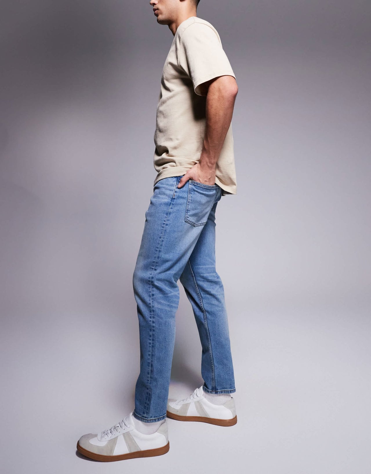 ASOS DSIGN stretch tapered jeans in mid wash with vintage tint - ASOS Sample Sale