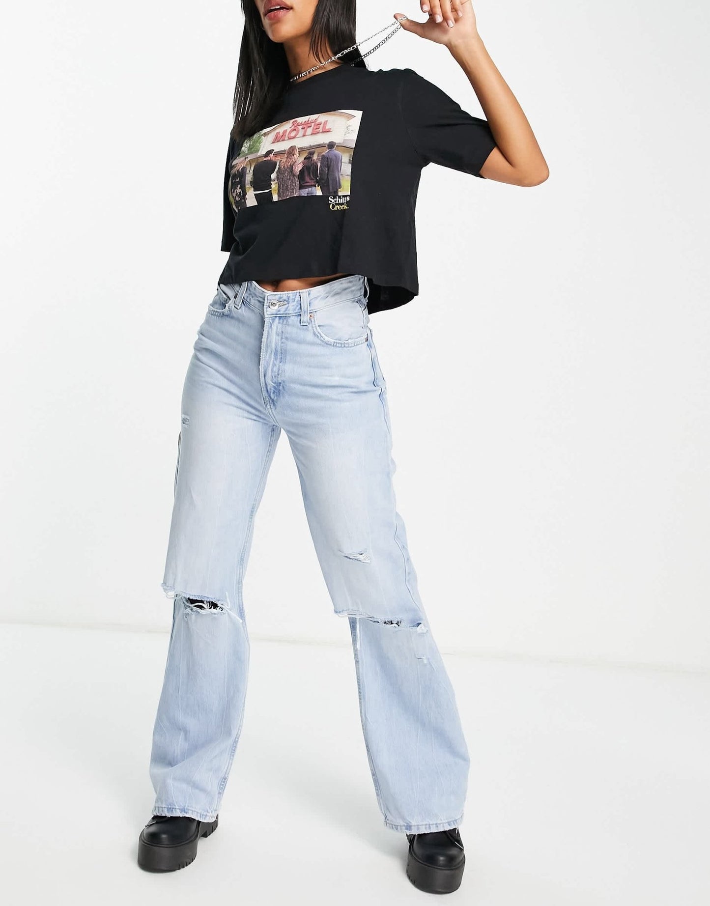 Bershka 90's straight jeans in vintage blue - ASOS Sample Sale