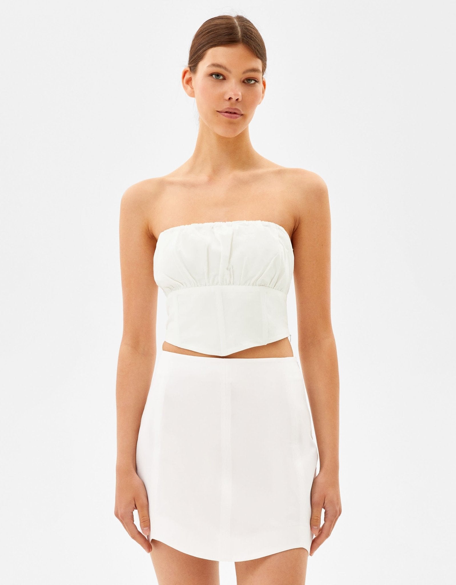 Bershka a line mini skirt in white - ASOS Sample Sale