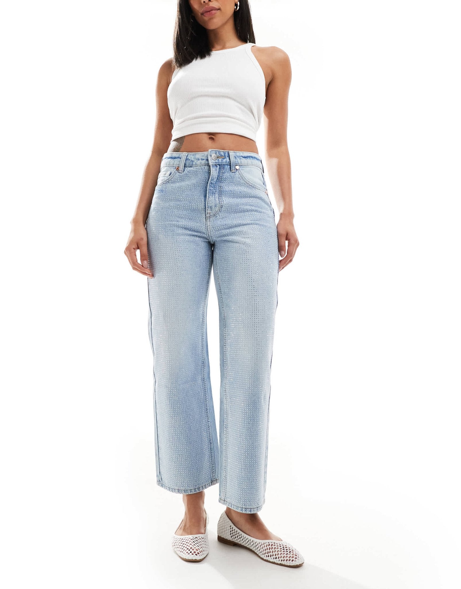 Bershka ankle length straight wide leg jeans in mid wash - ASOS Sample Sale