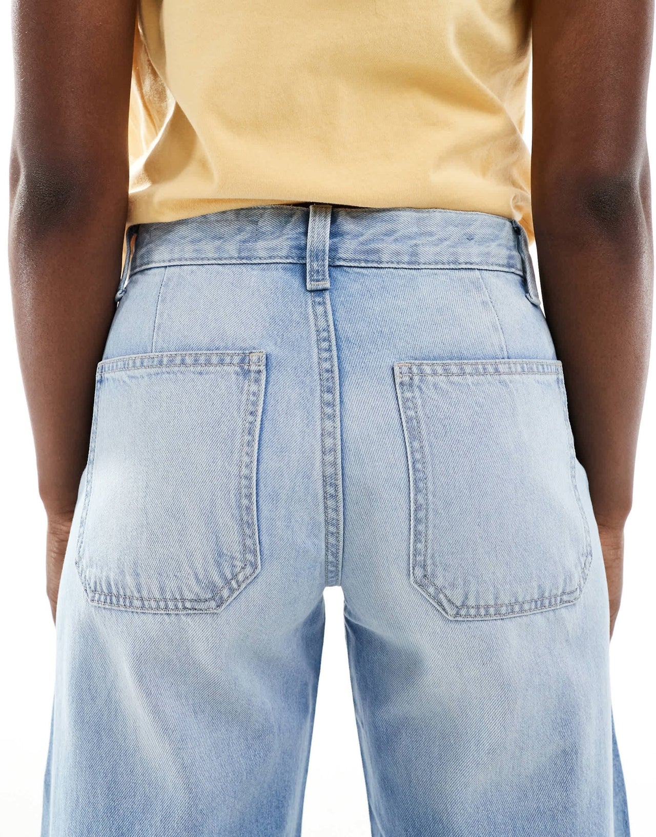 Bershka ankle length wide leg jeans in mid wash - ASOS Sample Sale