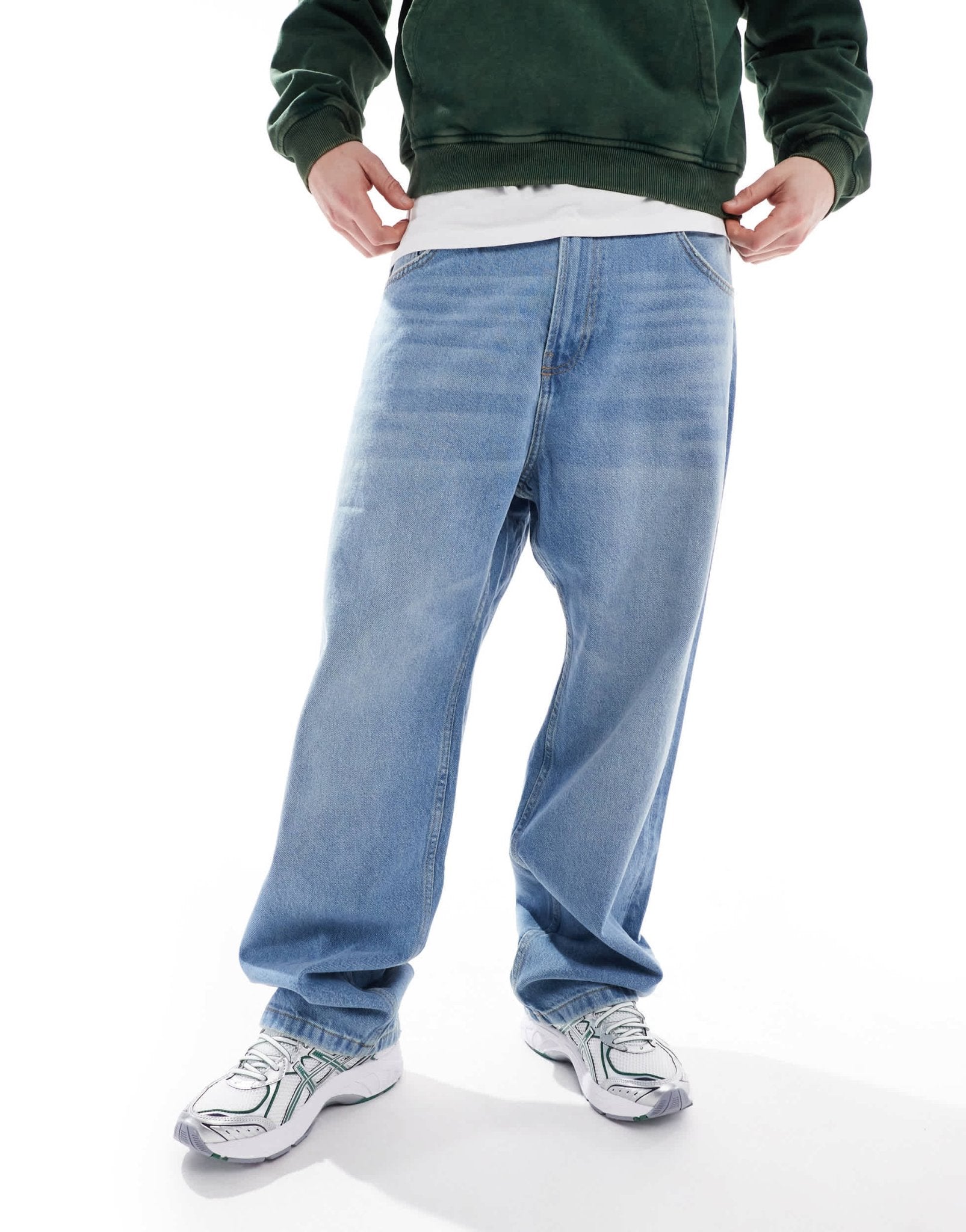 Bershka baggy fit jean in light blue - ASOS Sample Sale