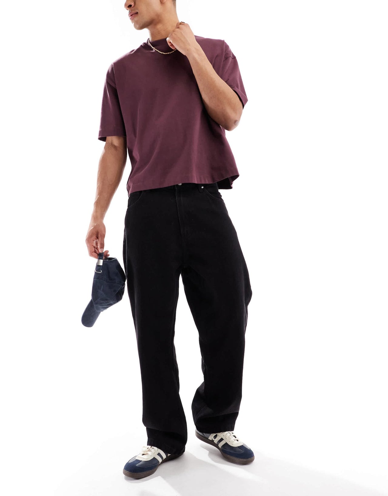 Bershka baggy fit jeans in black - ASOS Sample Sale