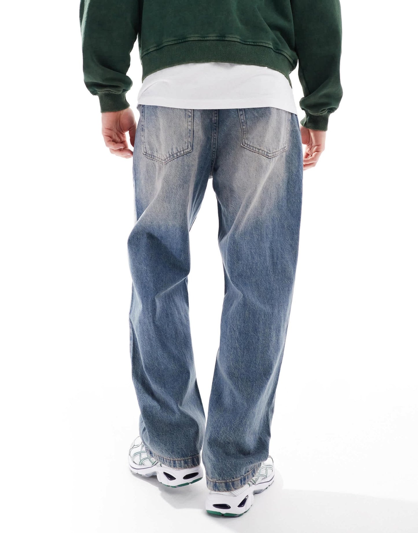 Bershka baggy fit jeans in washed blue - ASOS Sample Sale