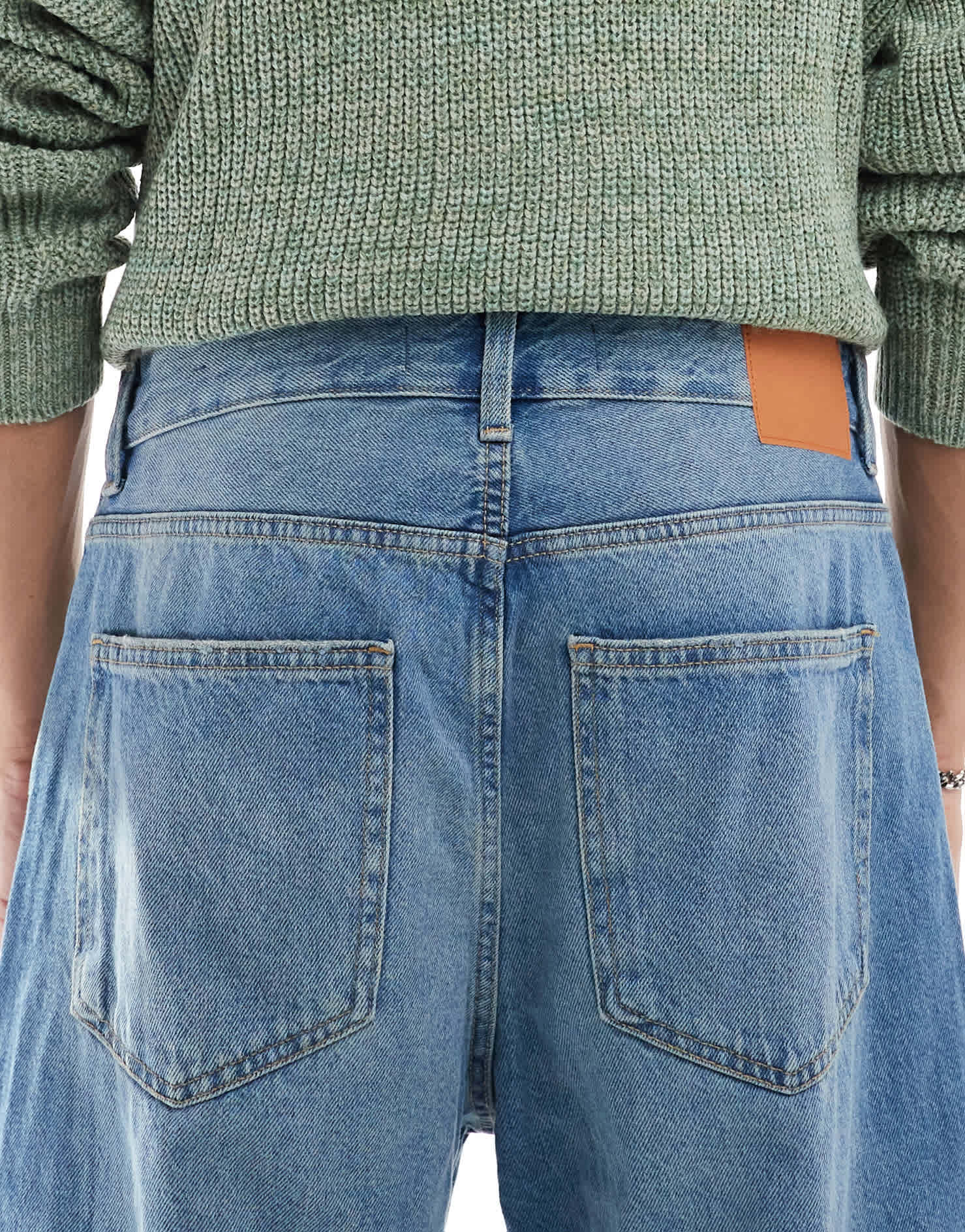 Bershka baggy jeans in blue - ASOS Sample Sale