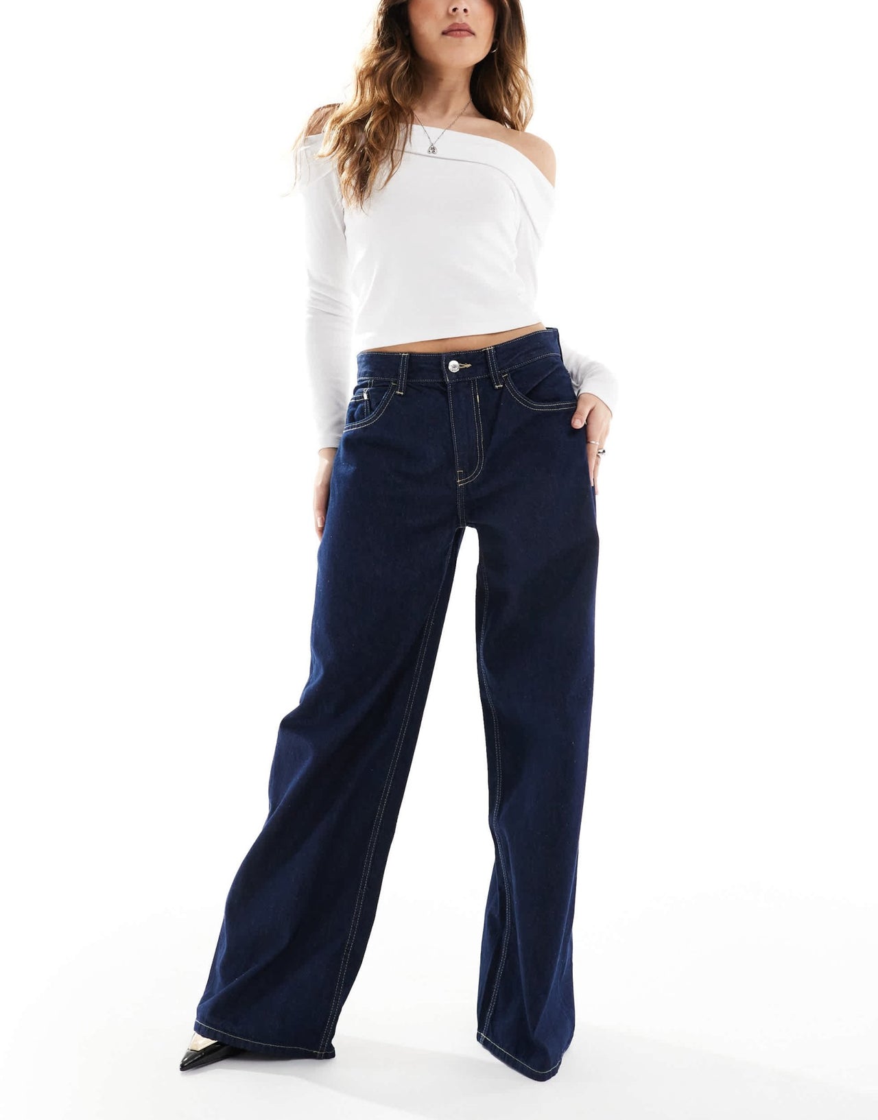 Bershka baggy wide leg jeans in indigo - ASOS Sample Sale