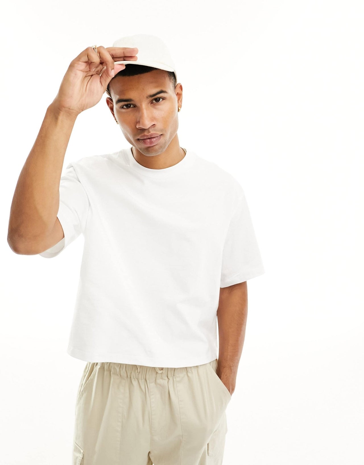 Bershka boxy fit t-shirt in white - ASOS Sample Sale