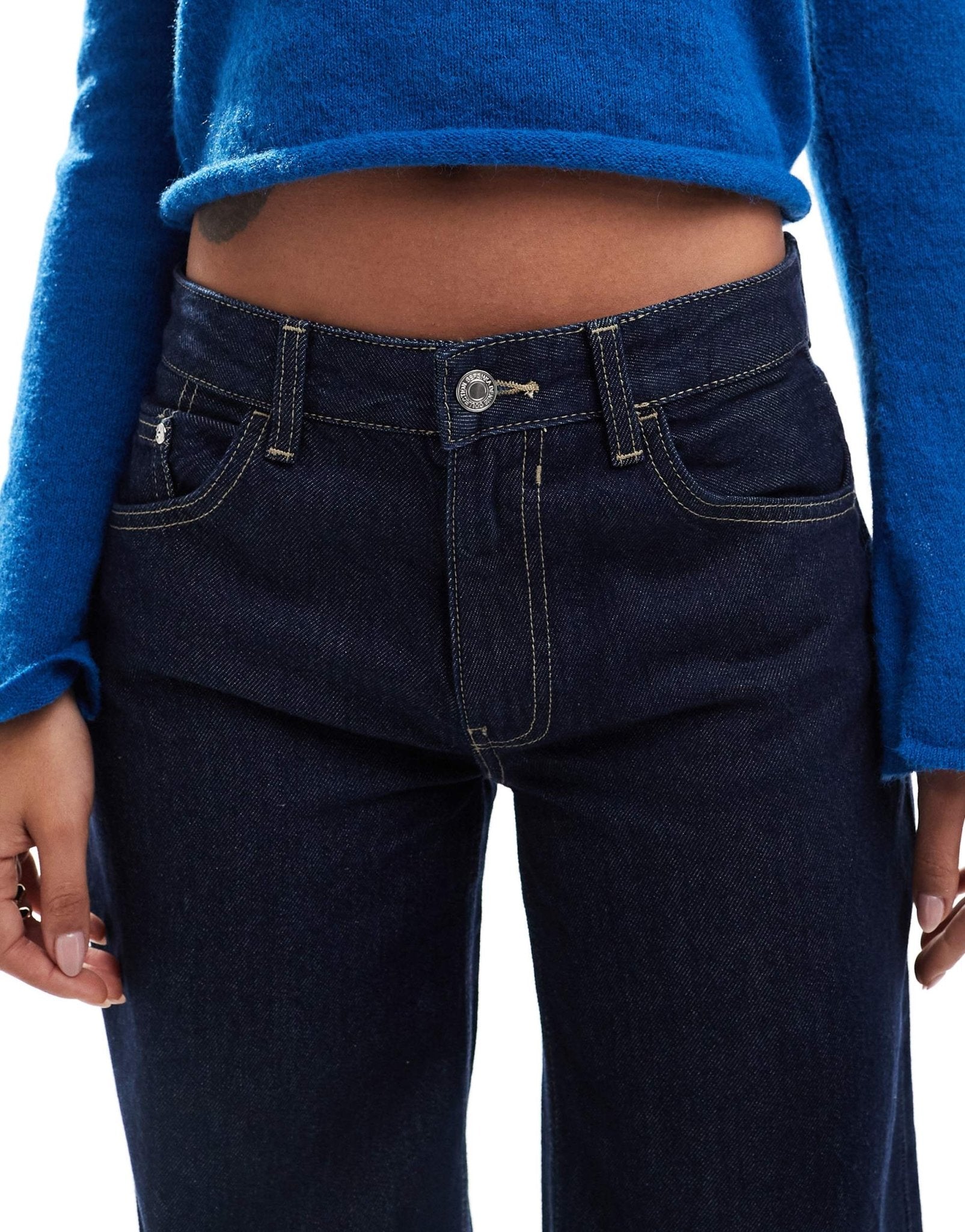 Bershka clean wide leg jeans in authentic dark blue - ASOS Sample Sale