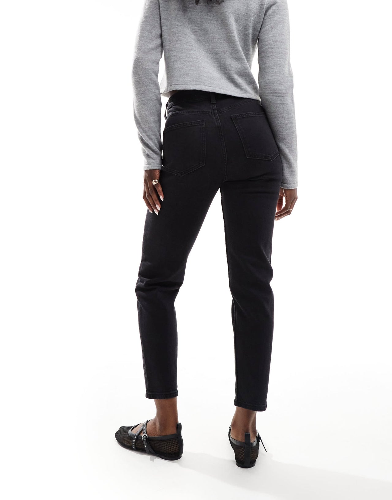 Bershka comfort fit mom jean in black - ASOS Sample Sale