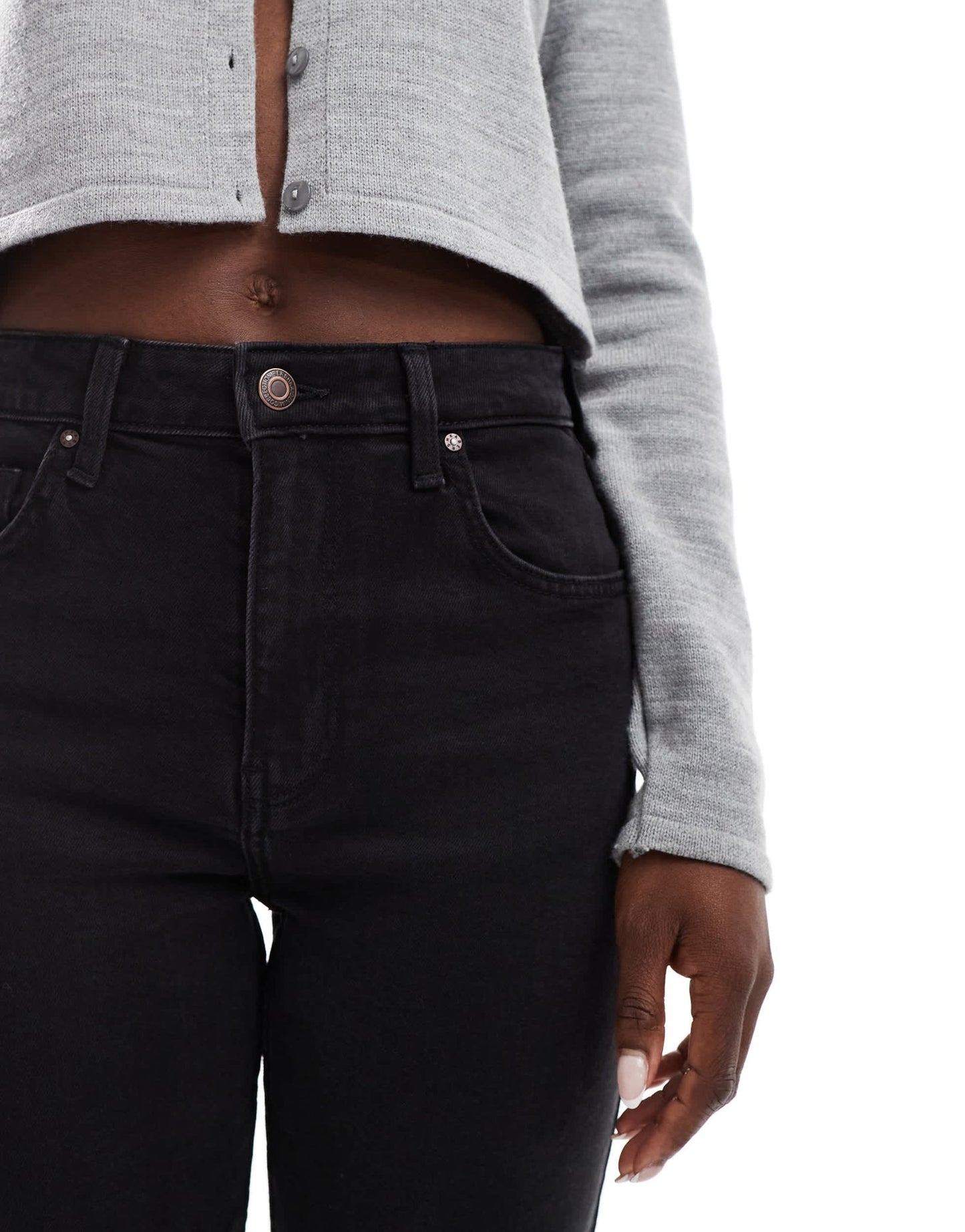 Bershka comfort fit mom jean in black - ASOS Sample Sale