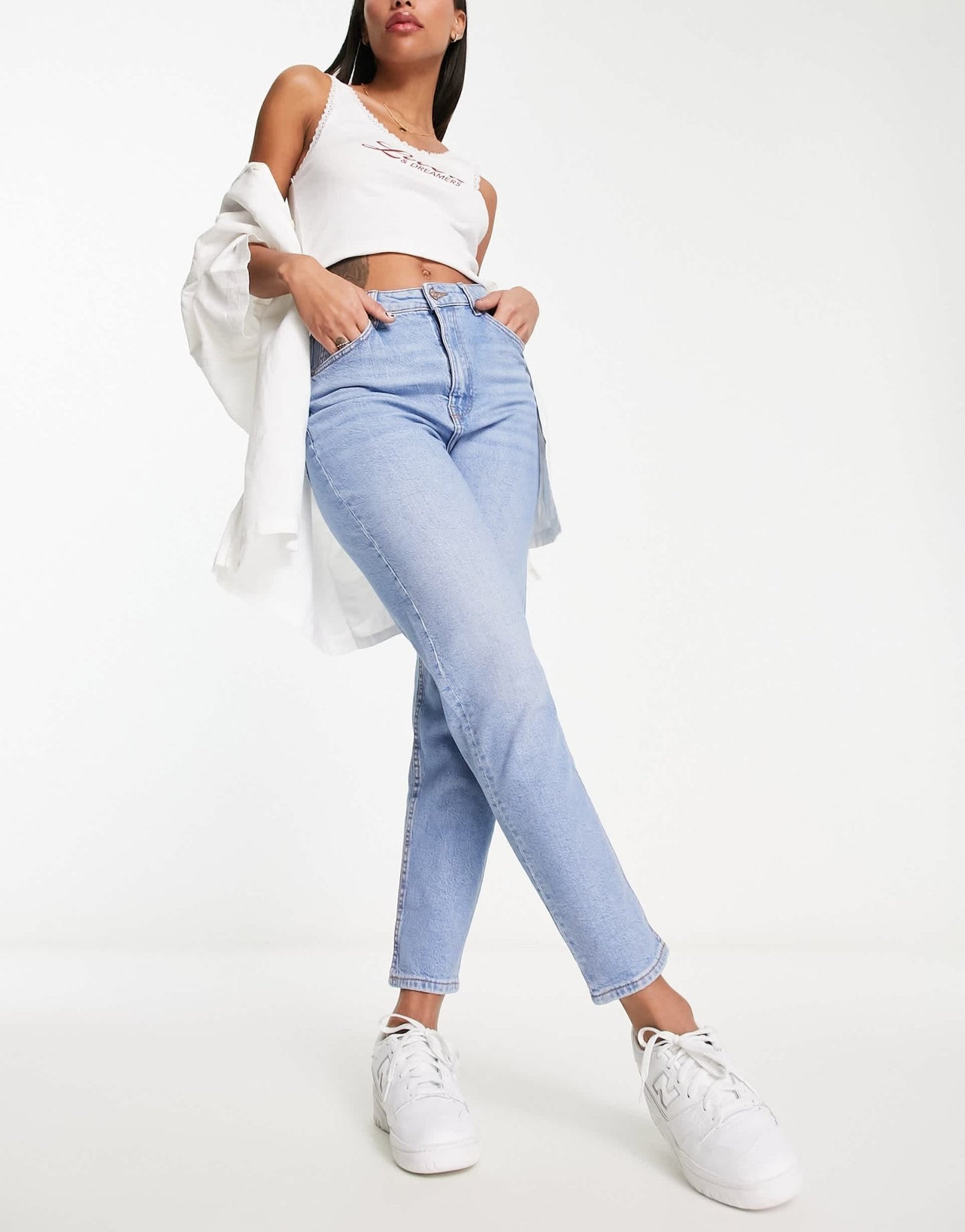 Bershka comfort fit mom jean in light blue - ASOS Sample Sale