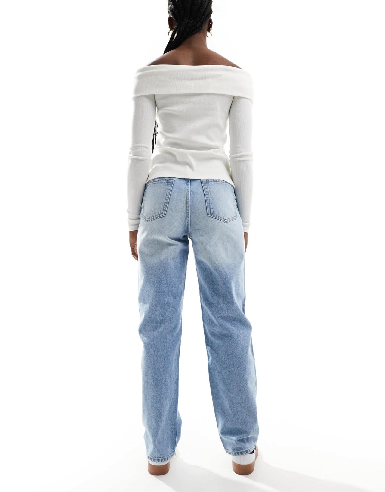 Bershka comfort fit mom jean in light blue wash - ASOS Sample Sale