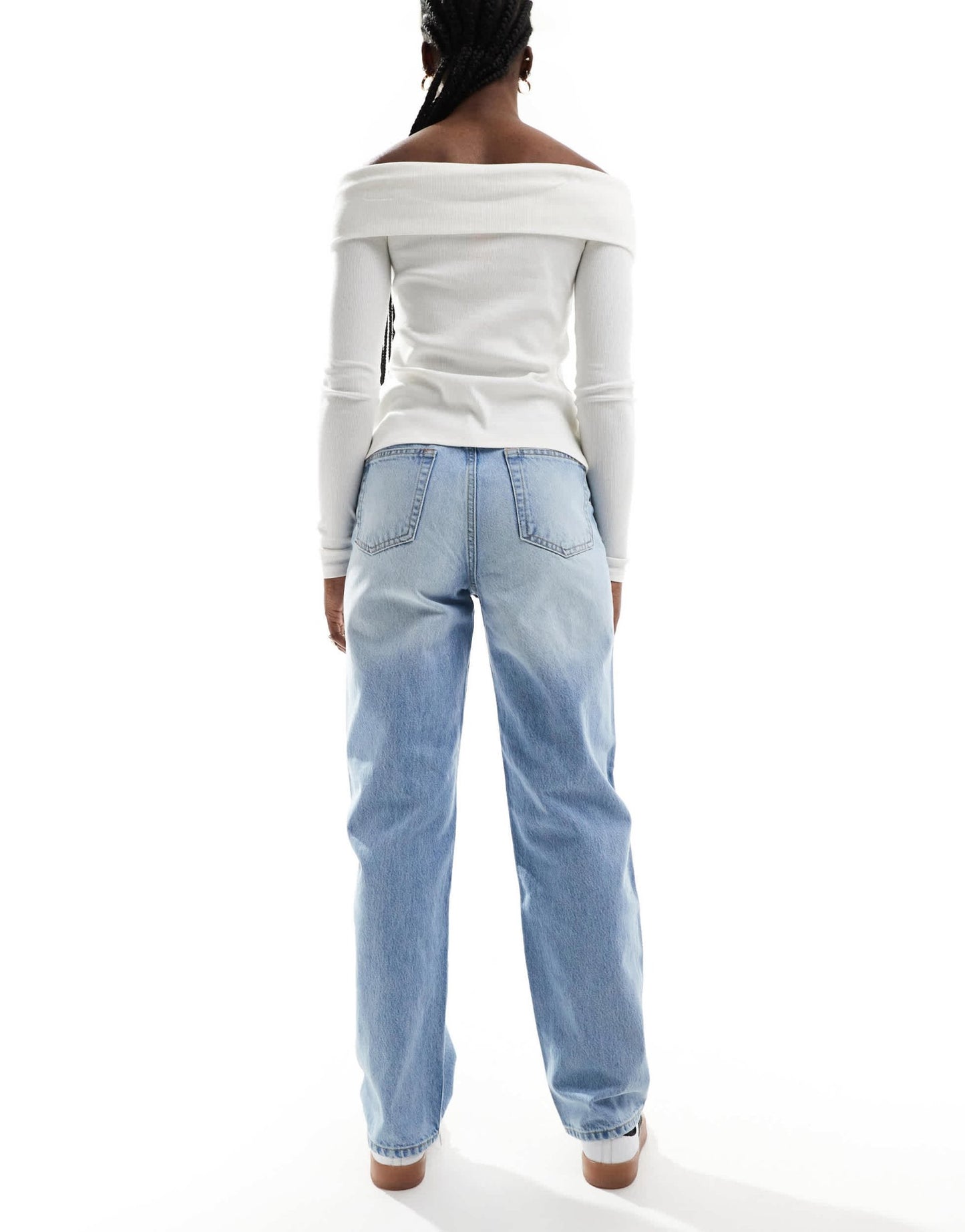 Bershka comfort fit mom jean in light blue wash - ASOS Sample Sale