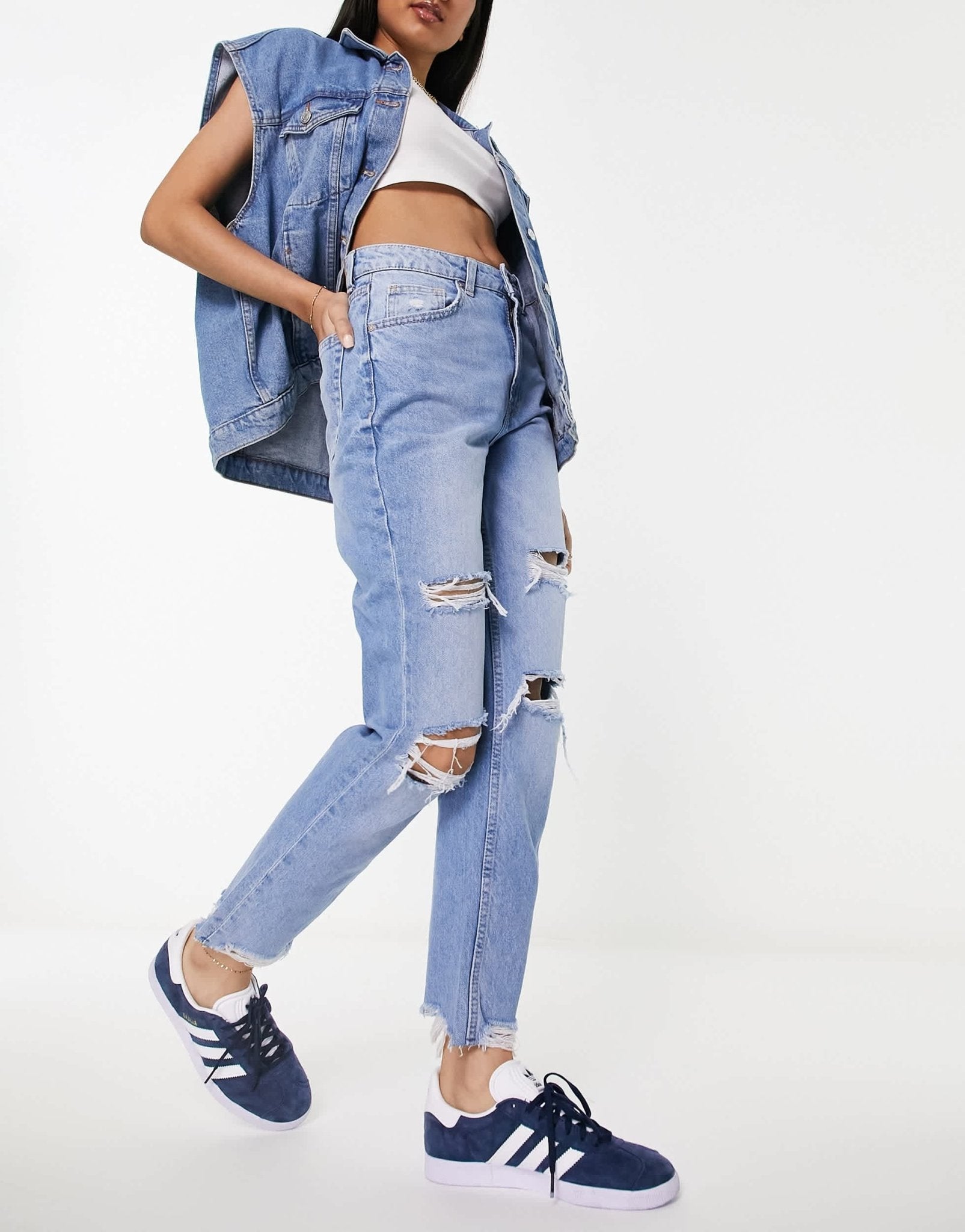 Bershka comfort fit mom jean with rips in light blue - ASOS Sample Sale