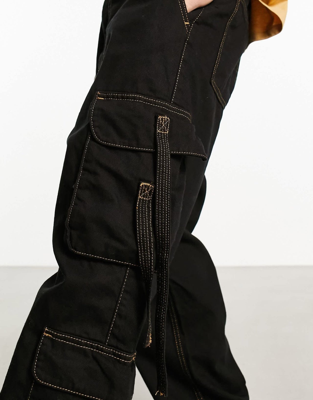Bershka double pocket cargo jean in black - ASOS Sample Sale