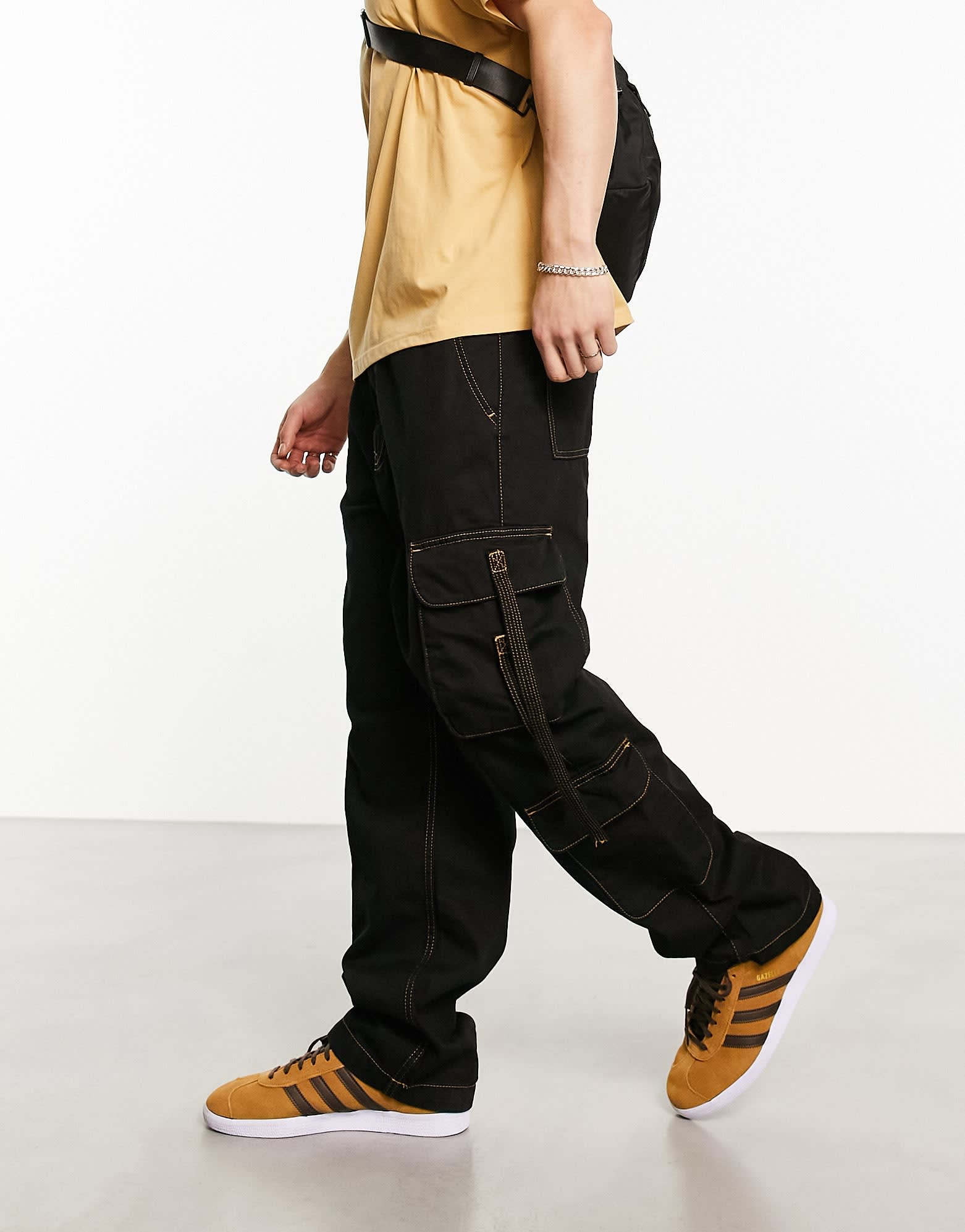 Bershka double pocket cargo jean in black - ASOS Sample Sale