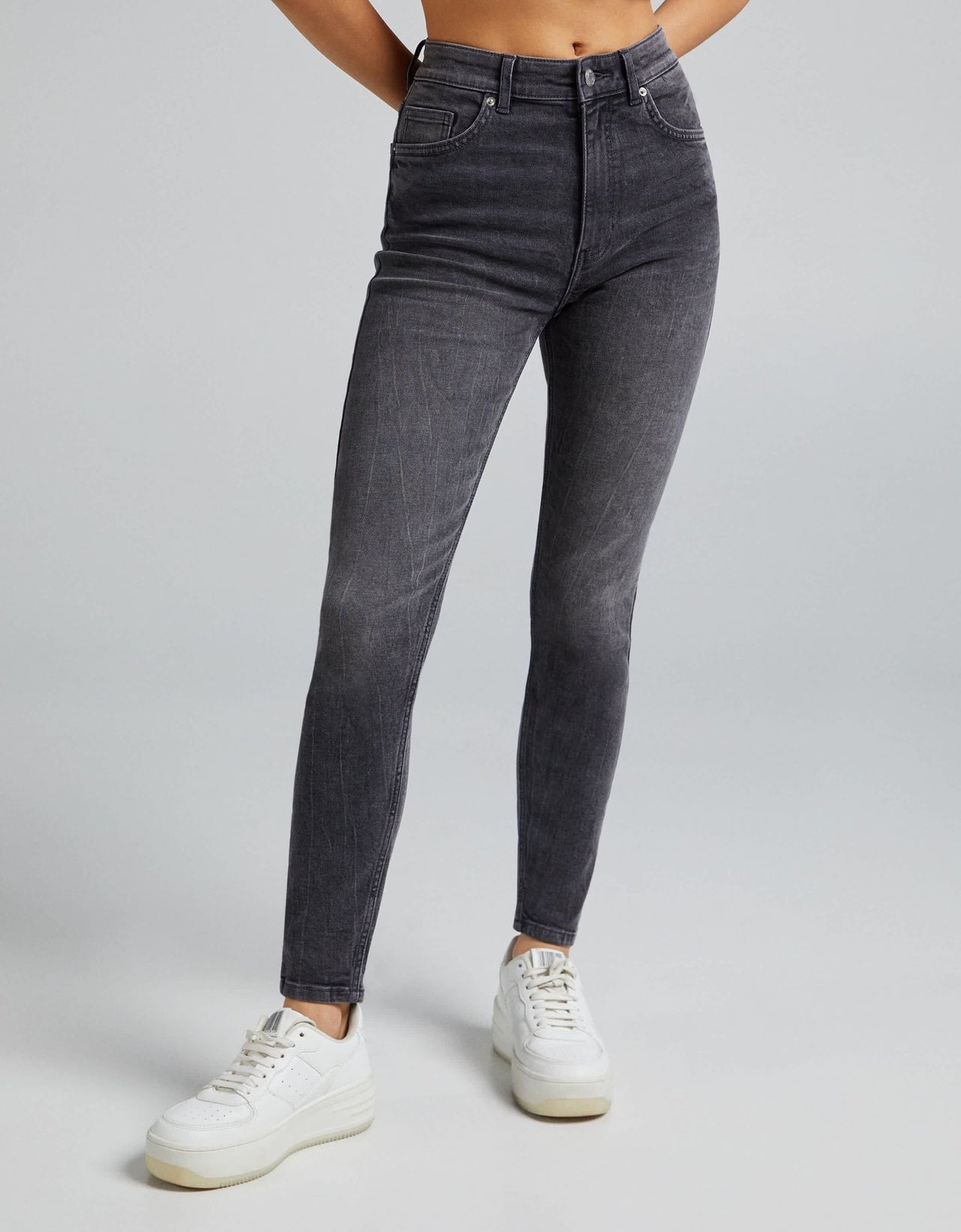 Bershka high waist skinny jean in grey - ASOS Sample Sale