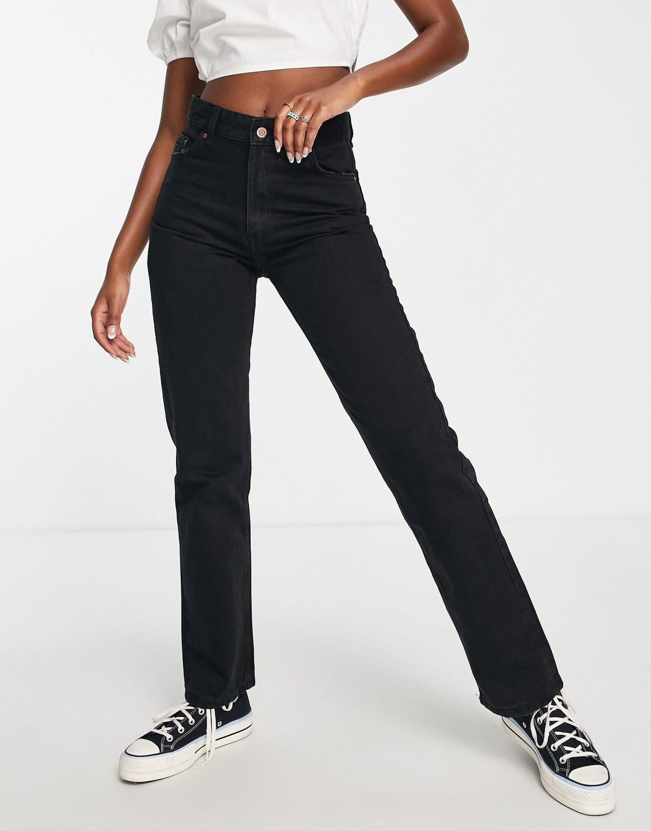 Bershka high waist straight jean in black - ASOS Sample Sale