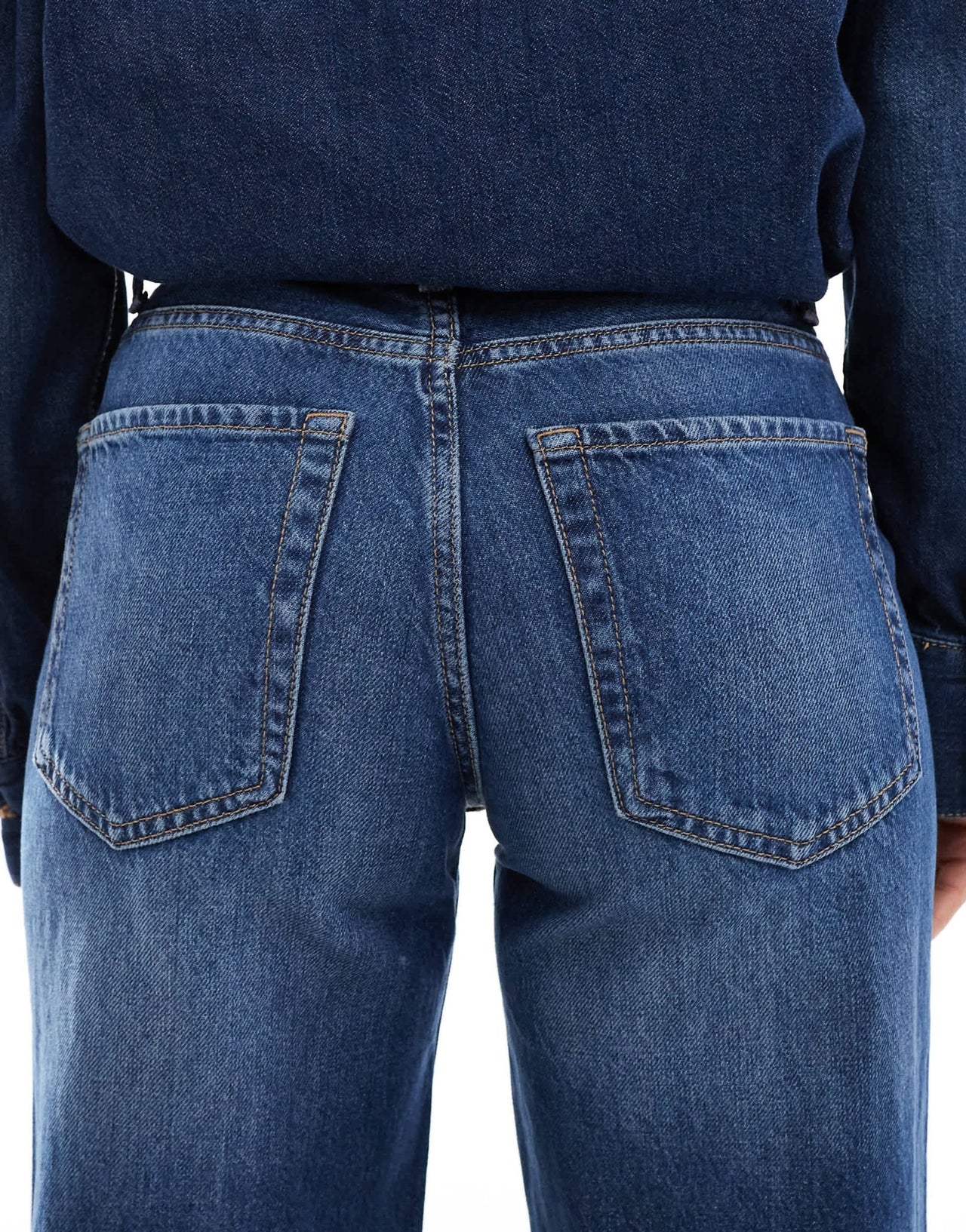 Bershka high waisted 90s wide leg jeans in dark wash - ASOS Sample Sale