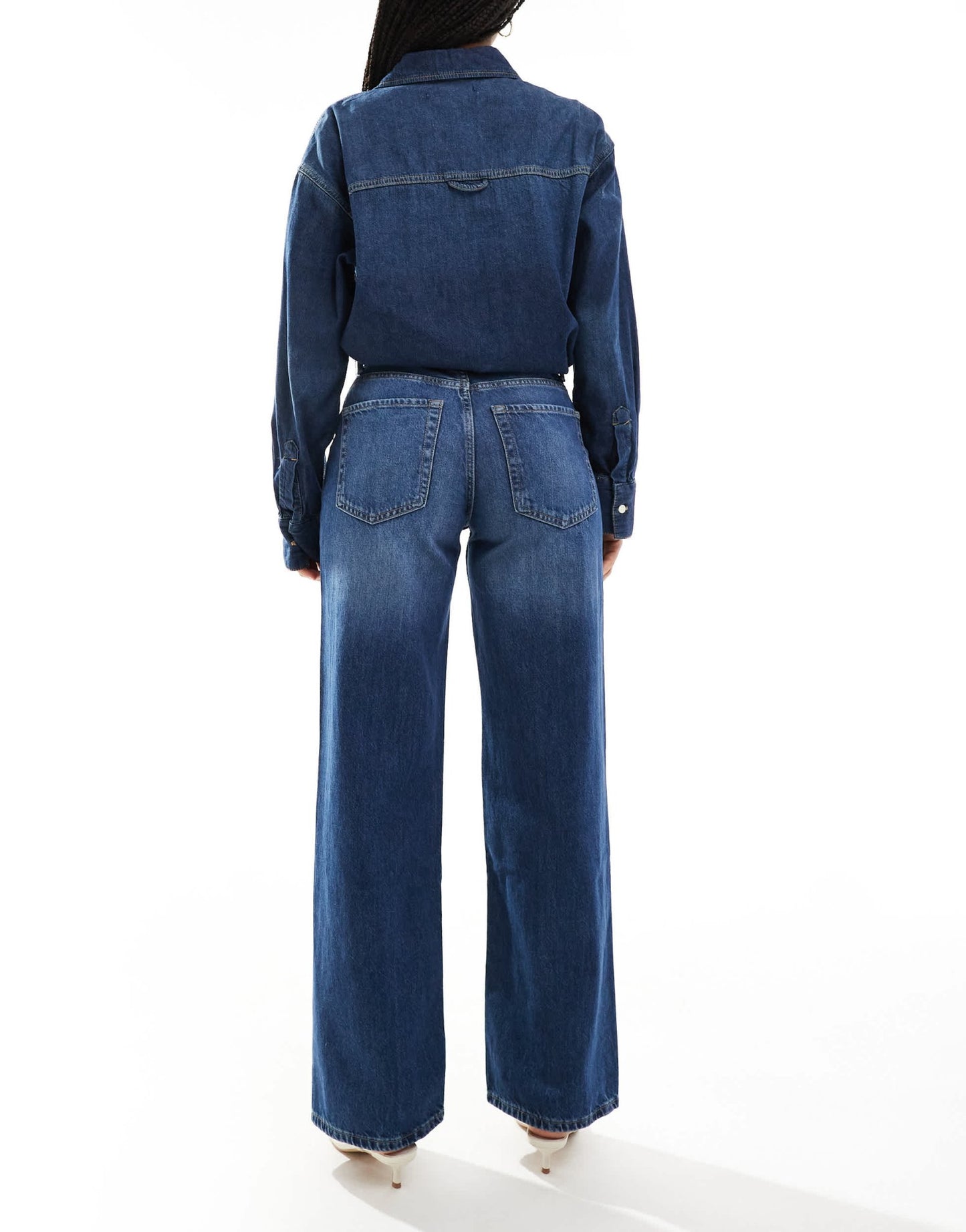Bershka high waisted 90s wide leg jeans in dark wash - ASOS Sample Sale