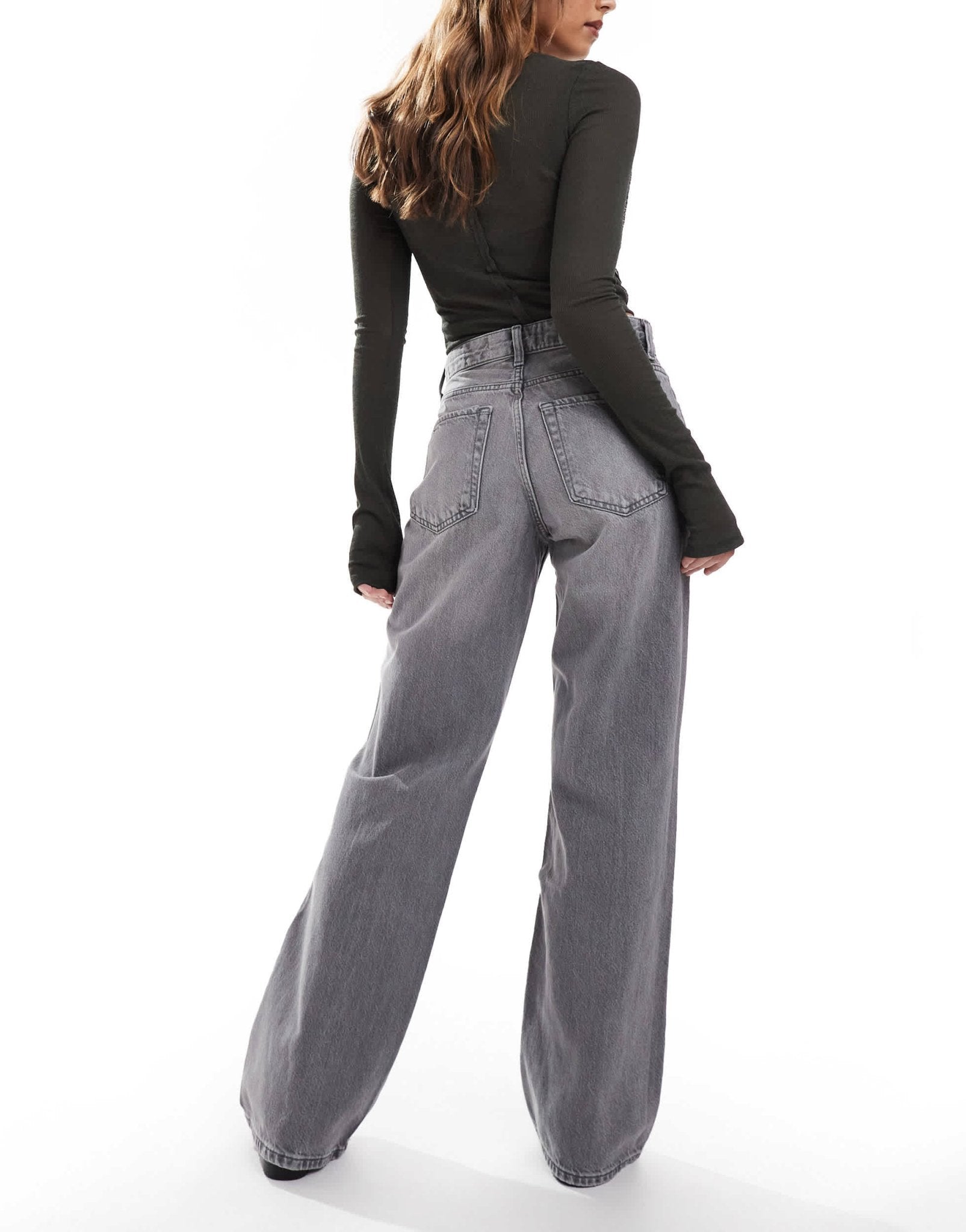 Bershka high waisted 90s wide leg jeans in washed grey - ASOS Sample Sale