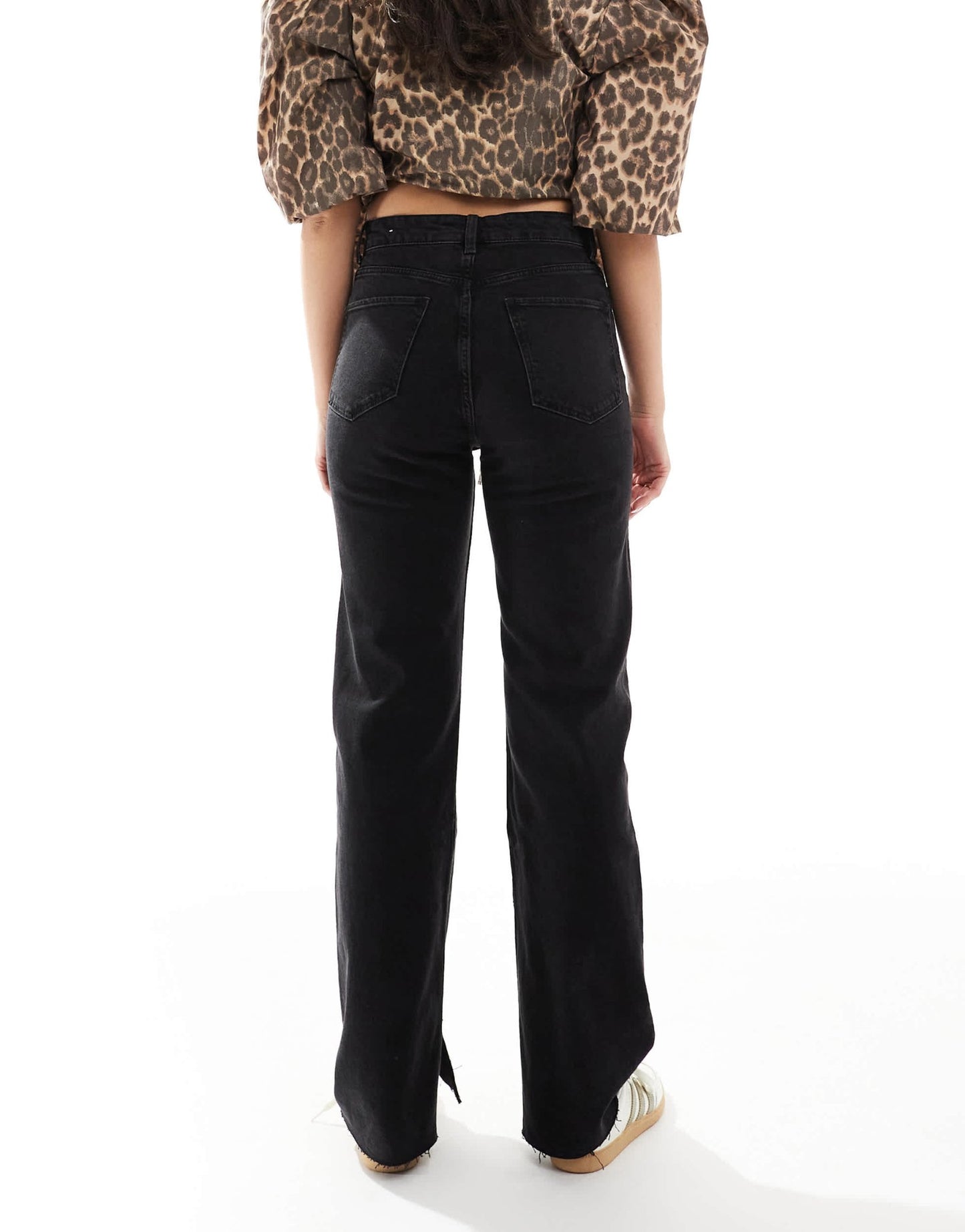 Bershka high waisted straight leg jeans in black - ASOS Sample Sale