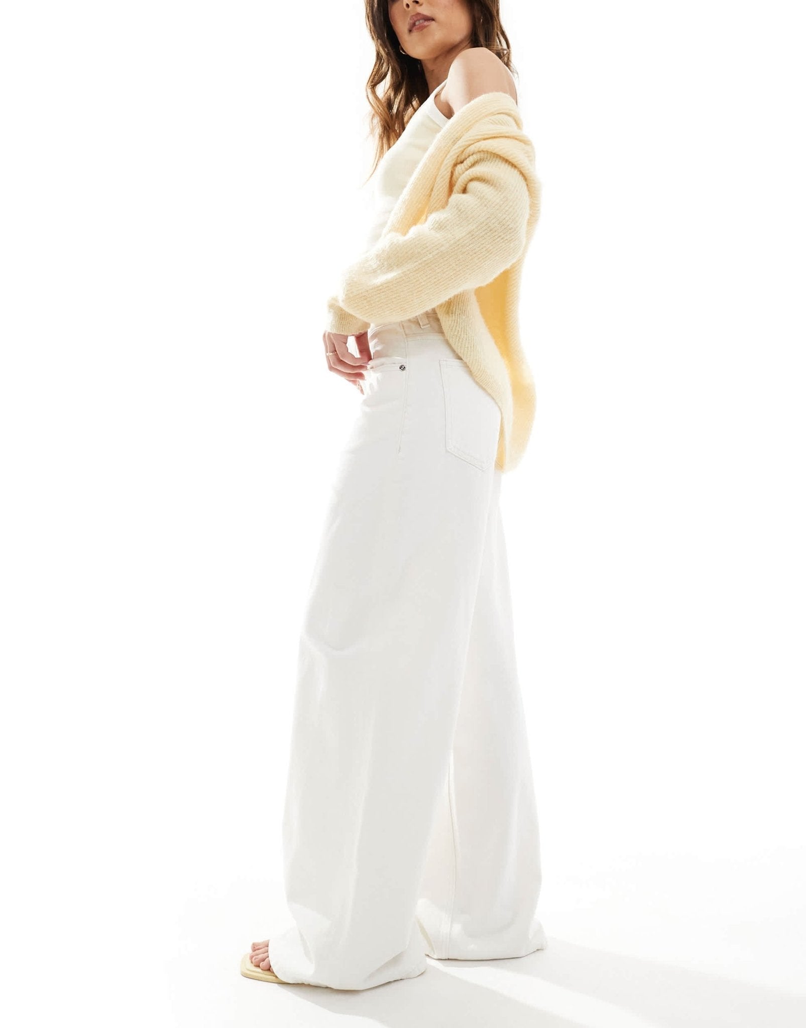 Bershka high waisted wide leg baggy jeans in ecru - ASOS Sample Sale