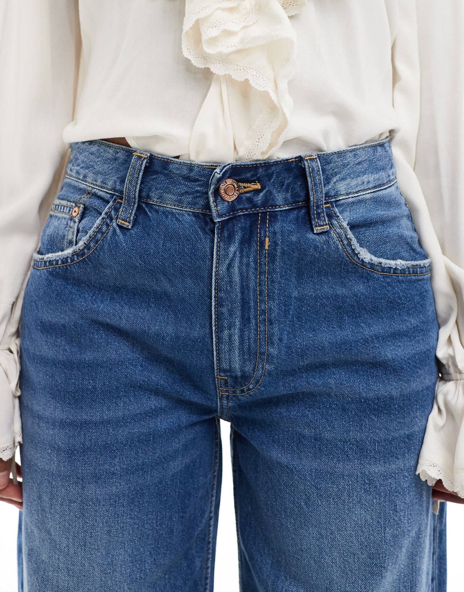 Bershka high waisted wide leg jeans in indigo wash - ASOS Sample Sale